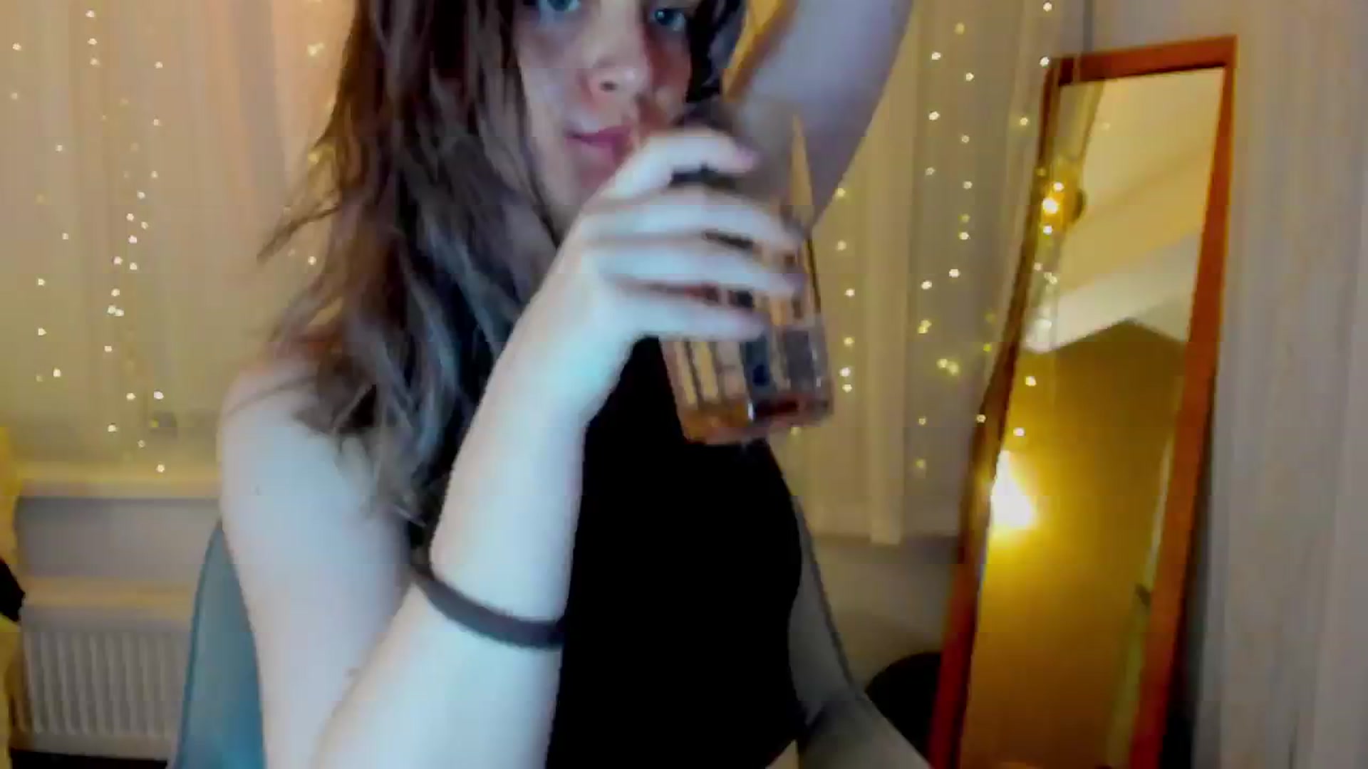 Gallery image thumbnail from FluffinRayRay's myfreecams stream on, 08/18/2024, 02:30 image 1 of 20