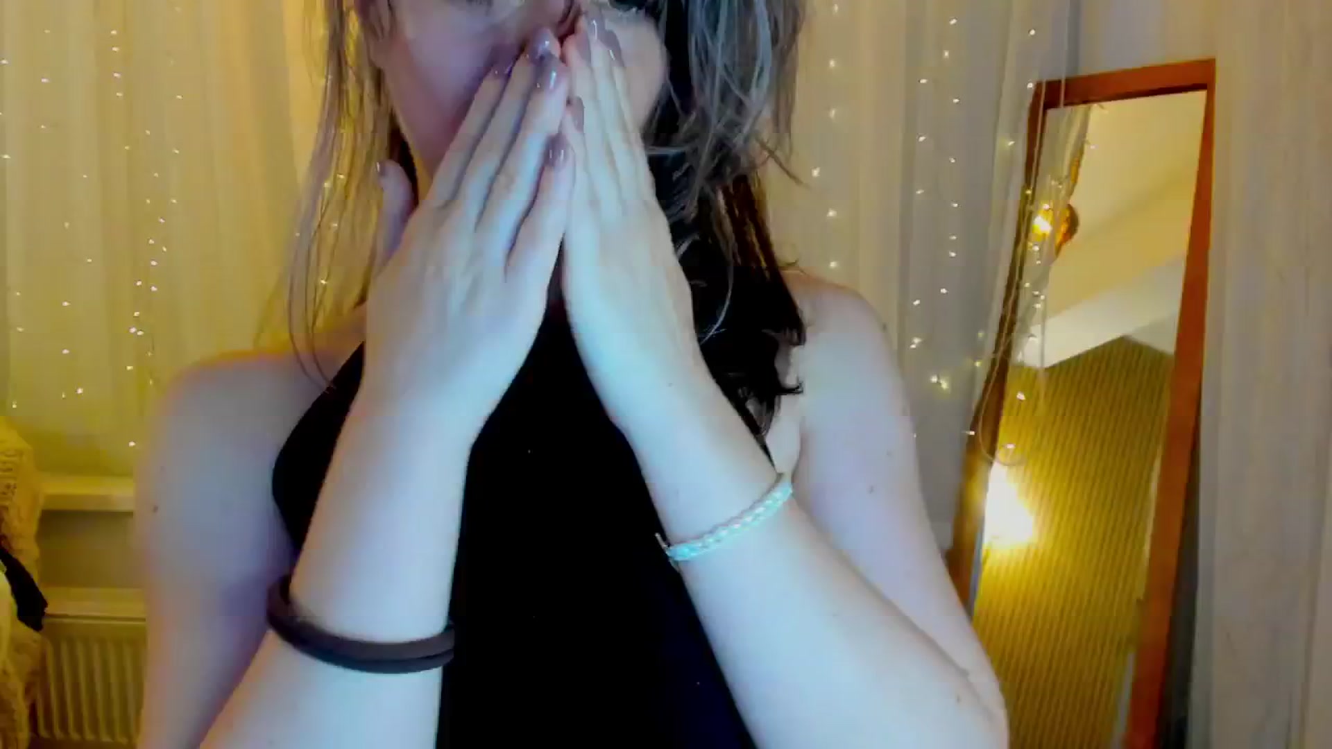 Gallery image thumbnail from FluffinRayRay's myfreecams stream on, 08/18/2024, 02:30 image 8 of 20