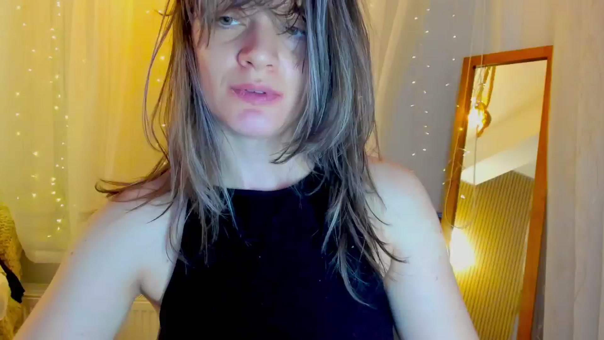 Gallery image thumbnail from FluffinRayRay's myfreecams stream on, 08/18/2024, 02:30 image 11 of 20