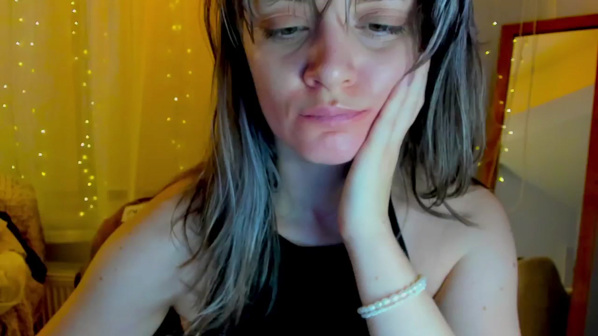 Gallery image thumbnail from FluffinRayRay's myfreecams stream on, 08/18/2024, 03:25 image 5 of 20