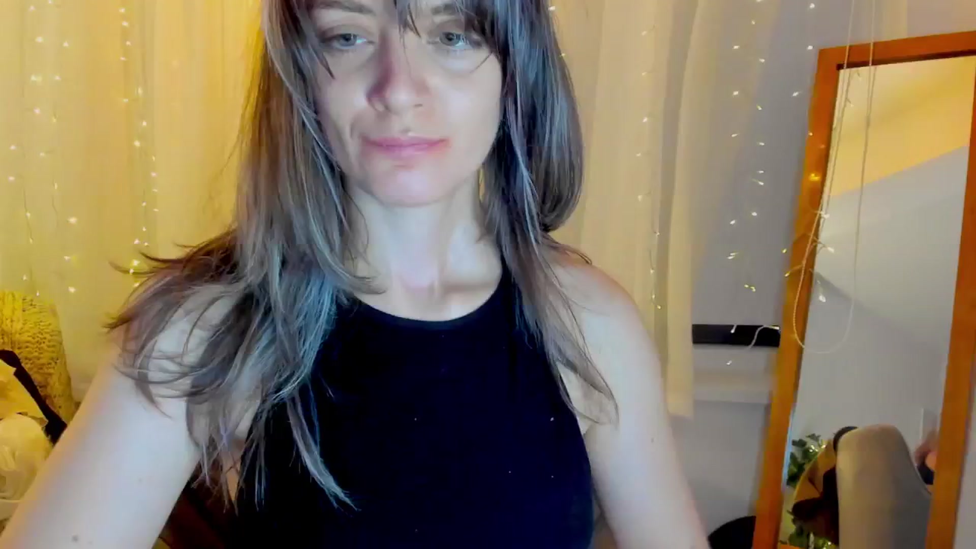 Gallery image thumbnail from FluffinRayRay's myfreecams stream on, 08/18/2024, 03:25 image 3 of 20