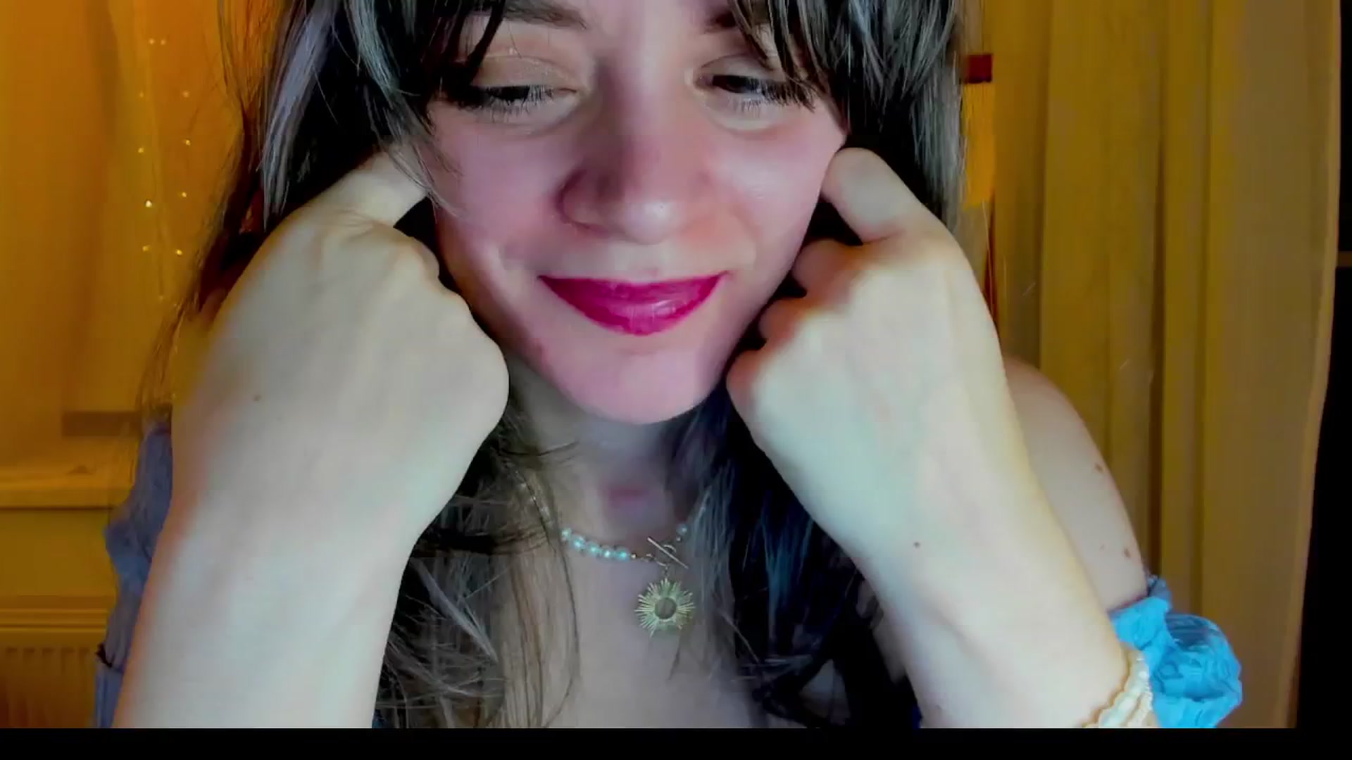 Gallery image thumbnail from FluffinRayRay's myfreecams stream on, 08/21/2024, 02:33 image 8 of 20