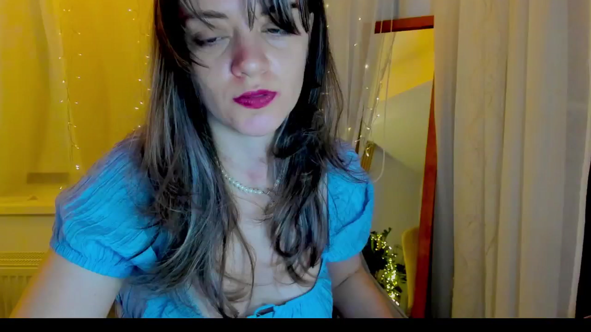Gallery image thumbnail from FluffinRayRay's myfreecams stream on, 08/21/2024, 02:33 image 2 of 20