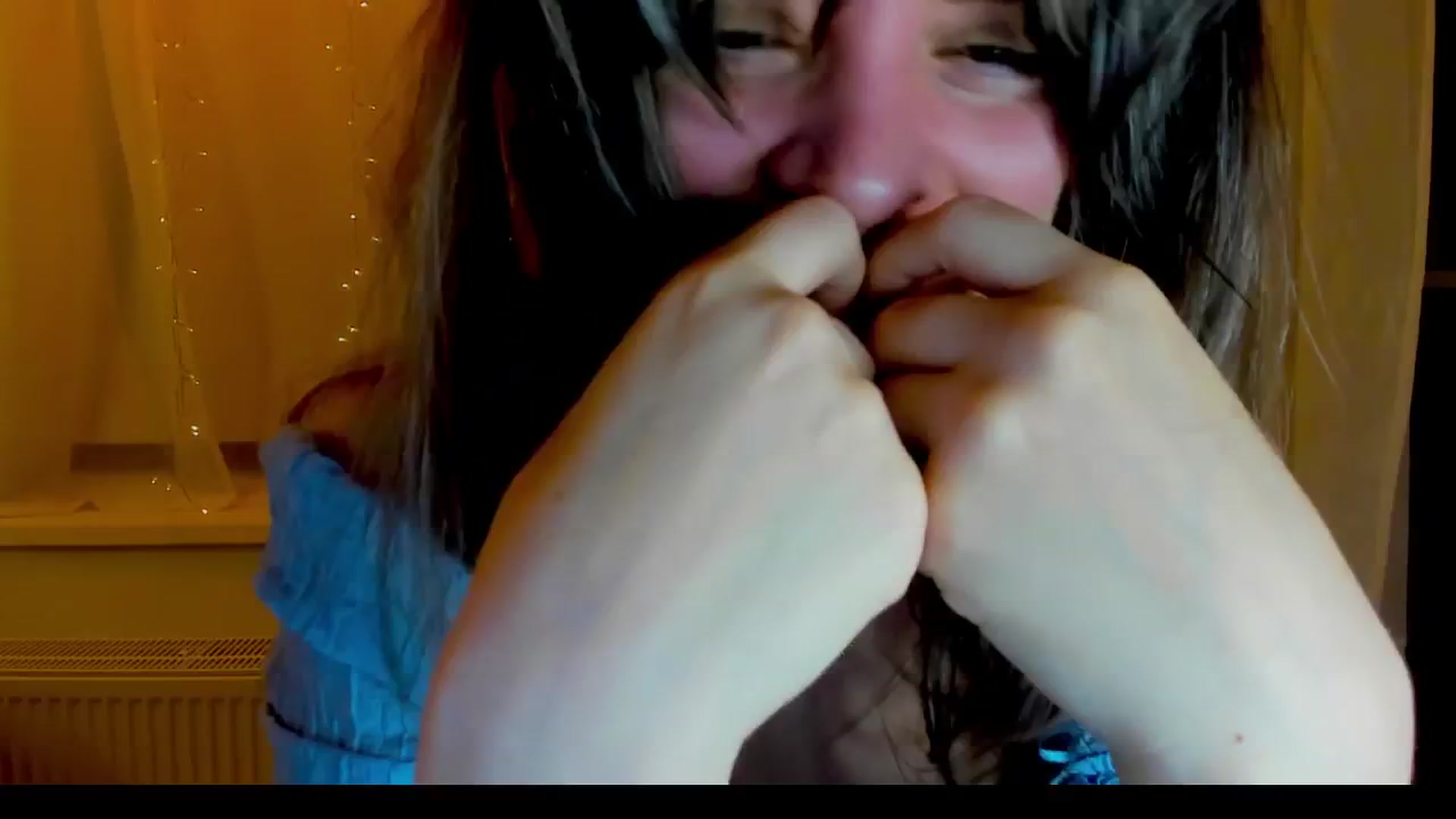 Gallery image thumbnail from FluffinRayRay's myfreecams stream on, 08/21/2024, 02:33 image 7 of 20