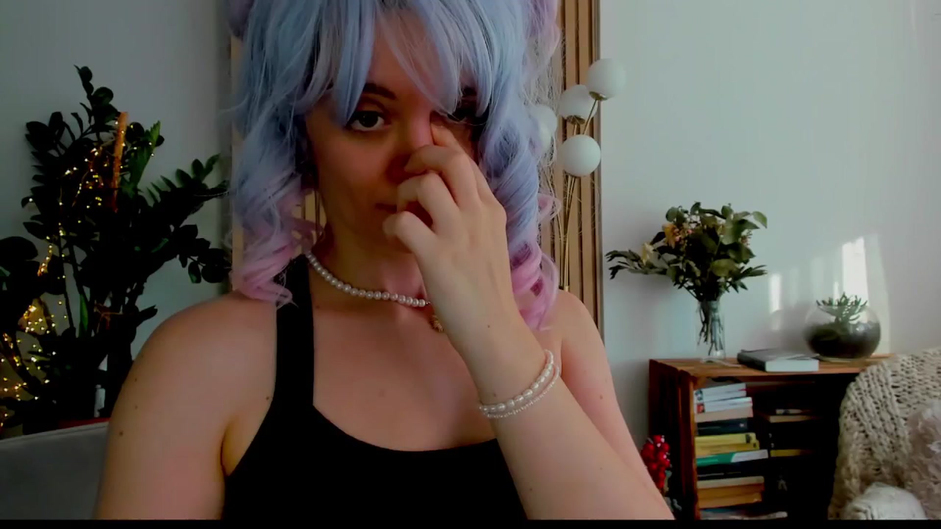 Gallery image thumbnail from FluffinRayRay's myfreecams stream on, 08/25/2024, 04:23 image 17 of 20