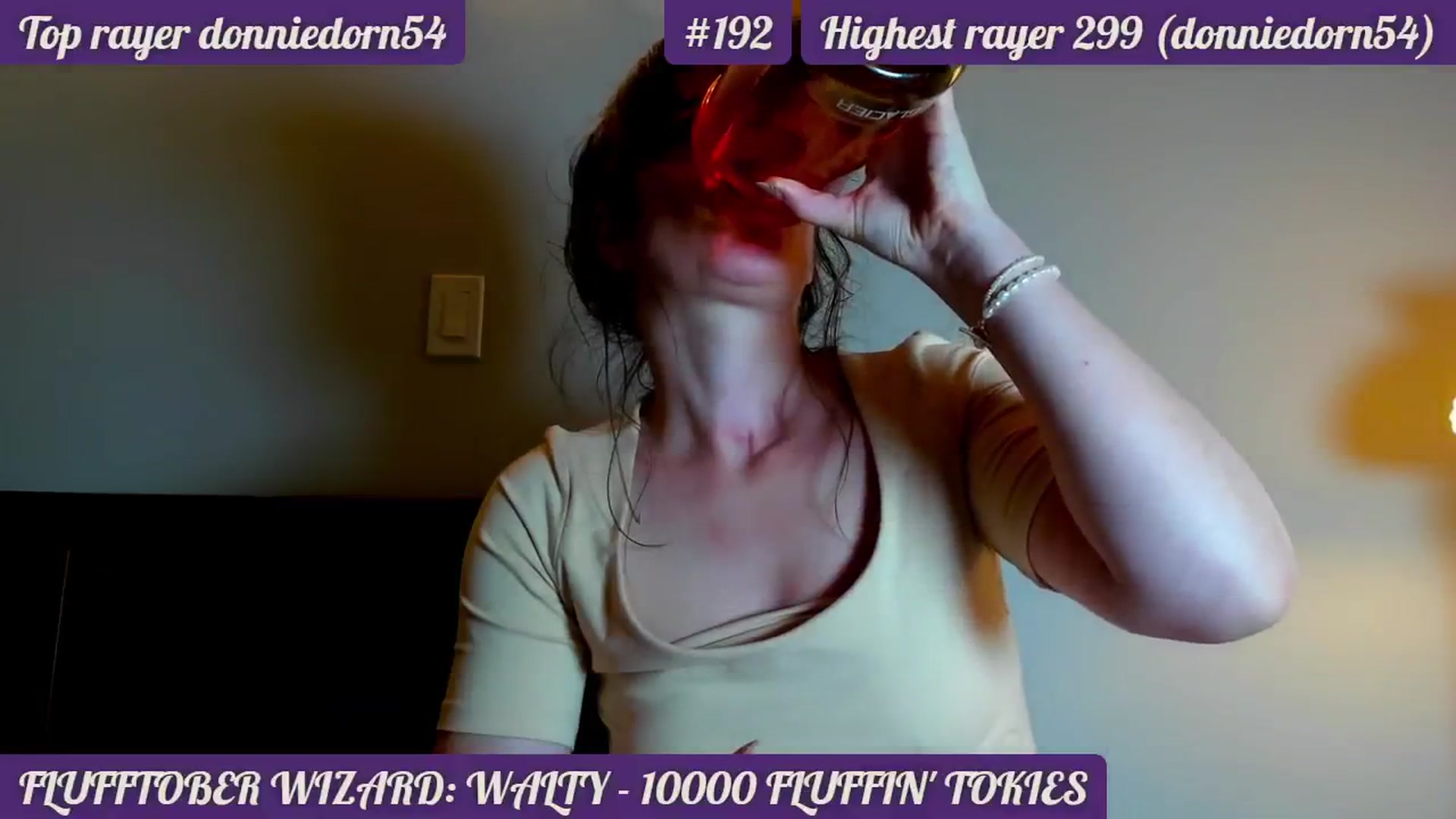 Gallery image thumbnail from FluffinRayRay's myfreecams stream on, 10/04/2024, 03:00 image 14 of 20