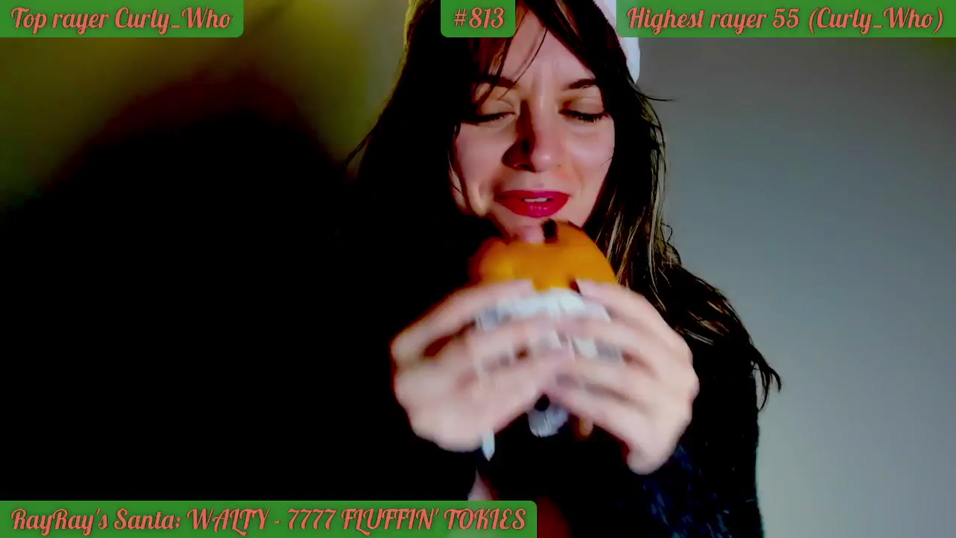 Gallery image thumbnail from FluffinRayRay's myfreecams stream on, 12/21/2024, 01:28 image 13 of 20