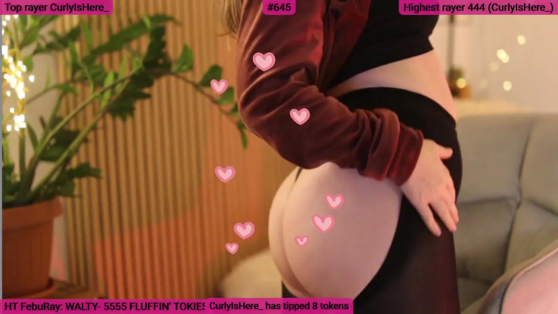 Gallery image thumbnail from FluffinRayRay's myfreecams stream on, 02/22/2025, 03:49 image 13 of 20