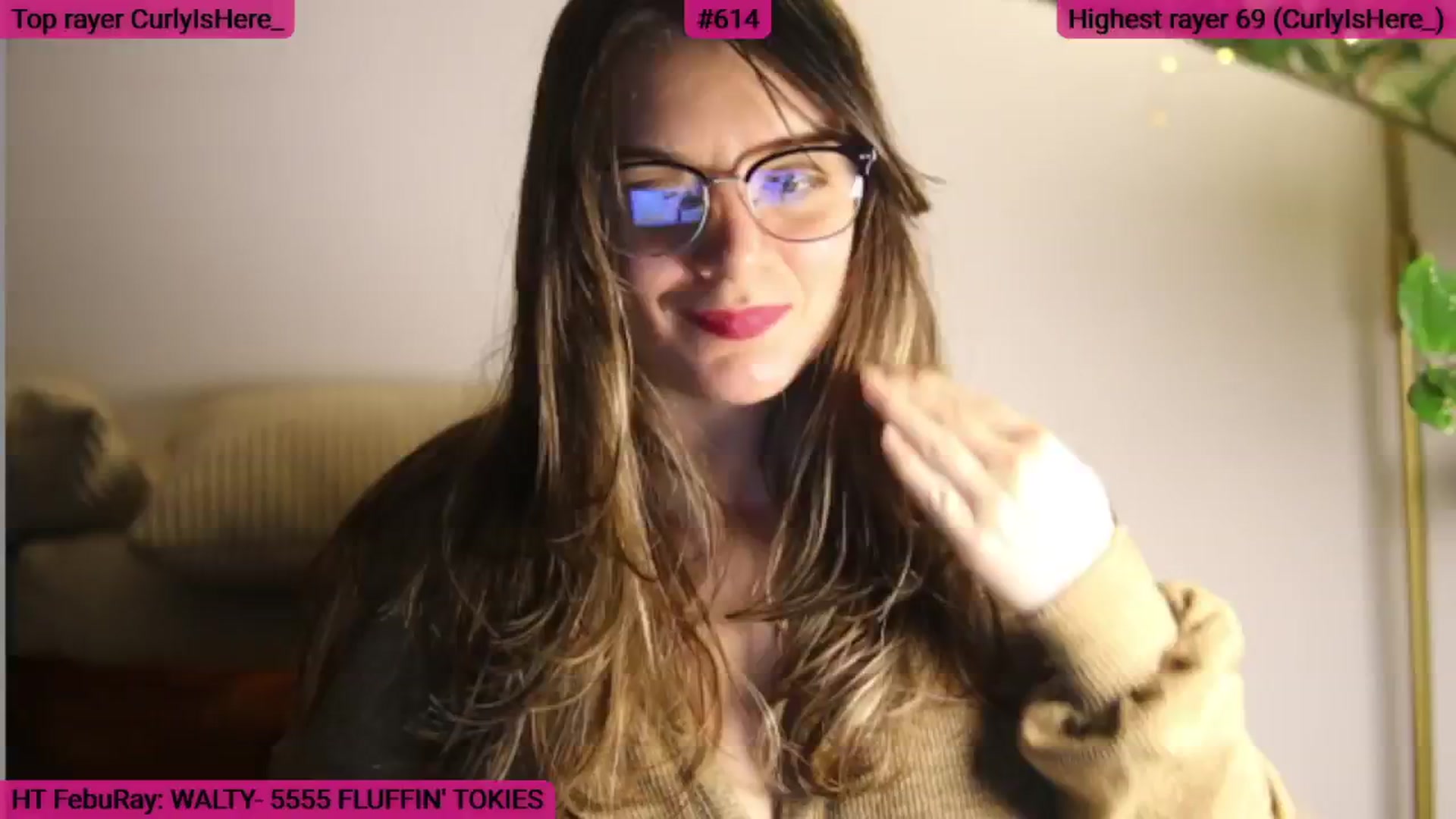 Gallery image thumbnail from FluffinRayRay's myfreecams stream on, 02/24/2025, 03:46 image 8 of 20