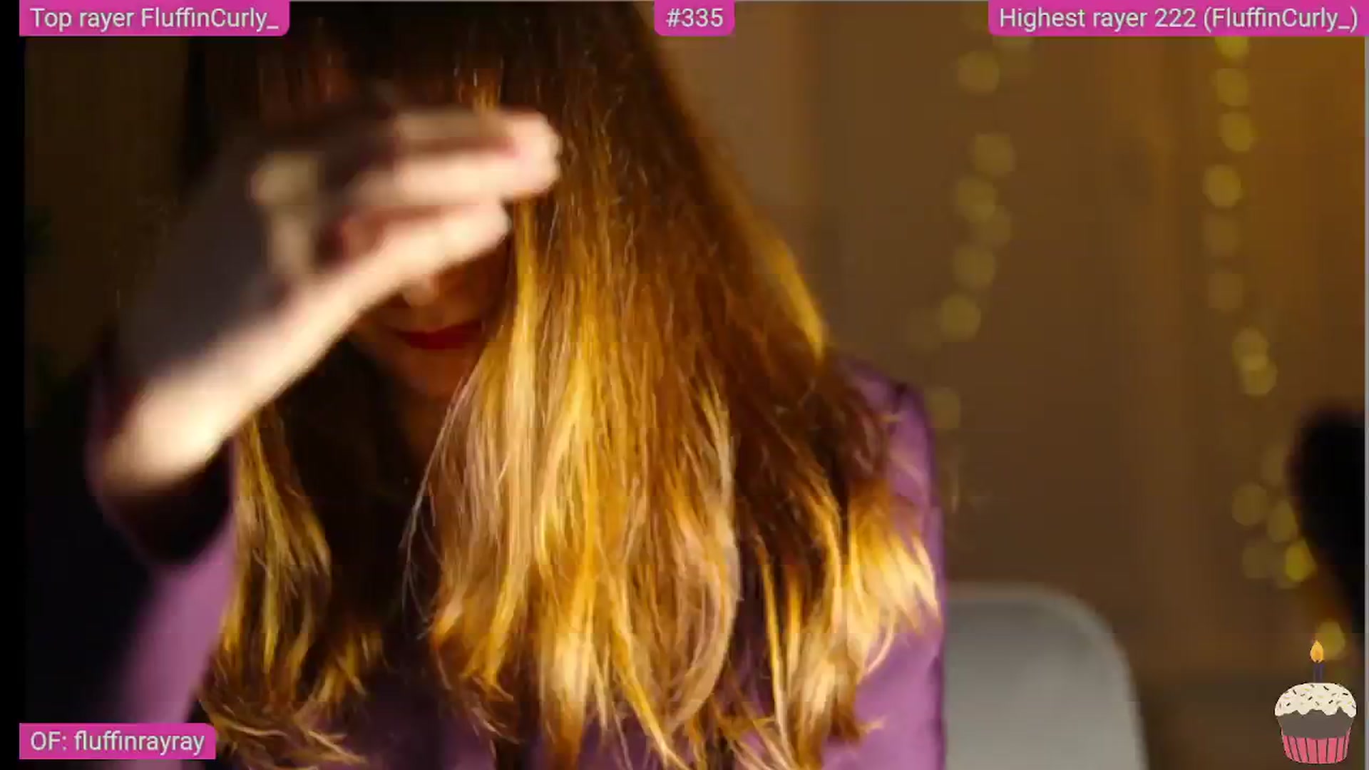 Gallery image thumbnail from FluffinRayRay's myfreecams stream on, 03/16/2025, 24:44 image 17 of 20