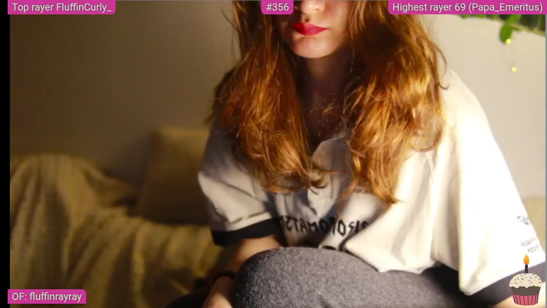 Gallery image thumbnail from FluffinRayRay's myfreecams stream on, 03/17/2025, 24:03 image 16 of 20
