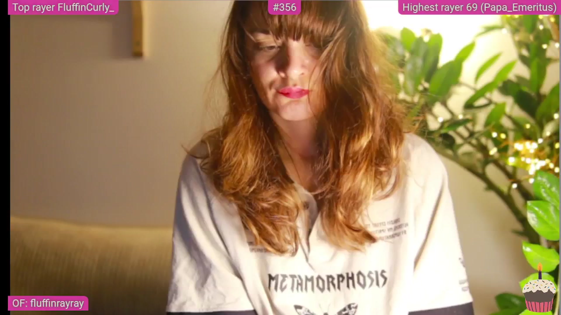 Gallery image thumbnail from FluffinRayRay's myfreecams stream on, 03/17/2025, 24:03 image 19 of 20