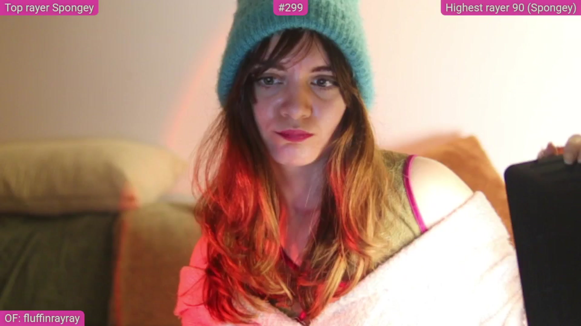 Gallery image thumbnail from FluffinRayRay's myfreecams stream on, 03/18/2025, 01:41 image 7 of 20