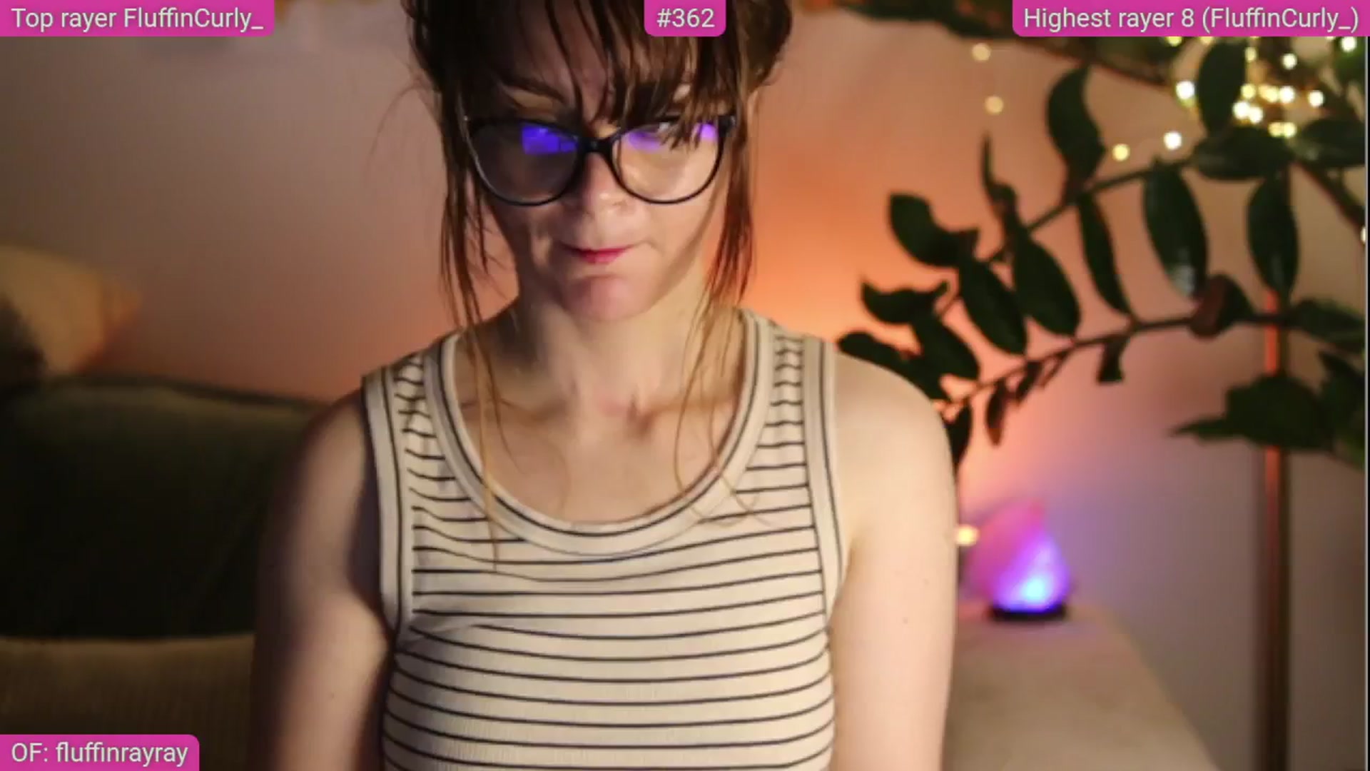 Gallery image thumbnail from FluffinRayRay's myfreecams stream on, 03/21/2025, 23:56 image 9 of 20