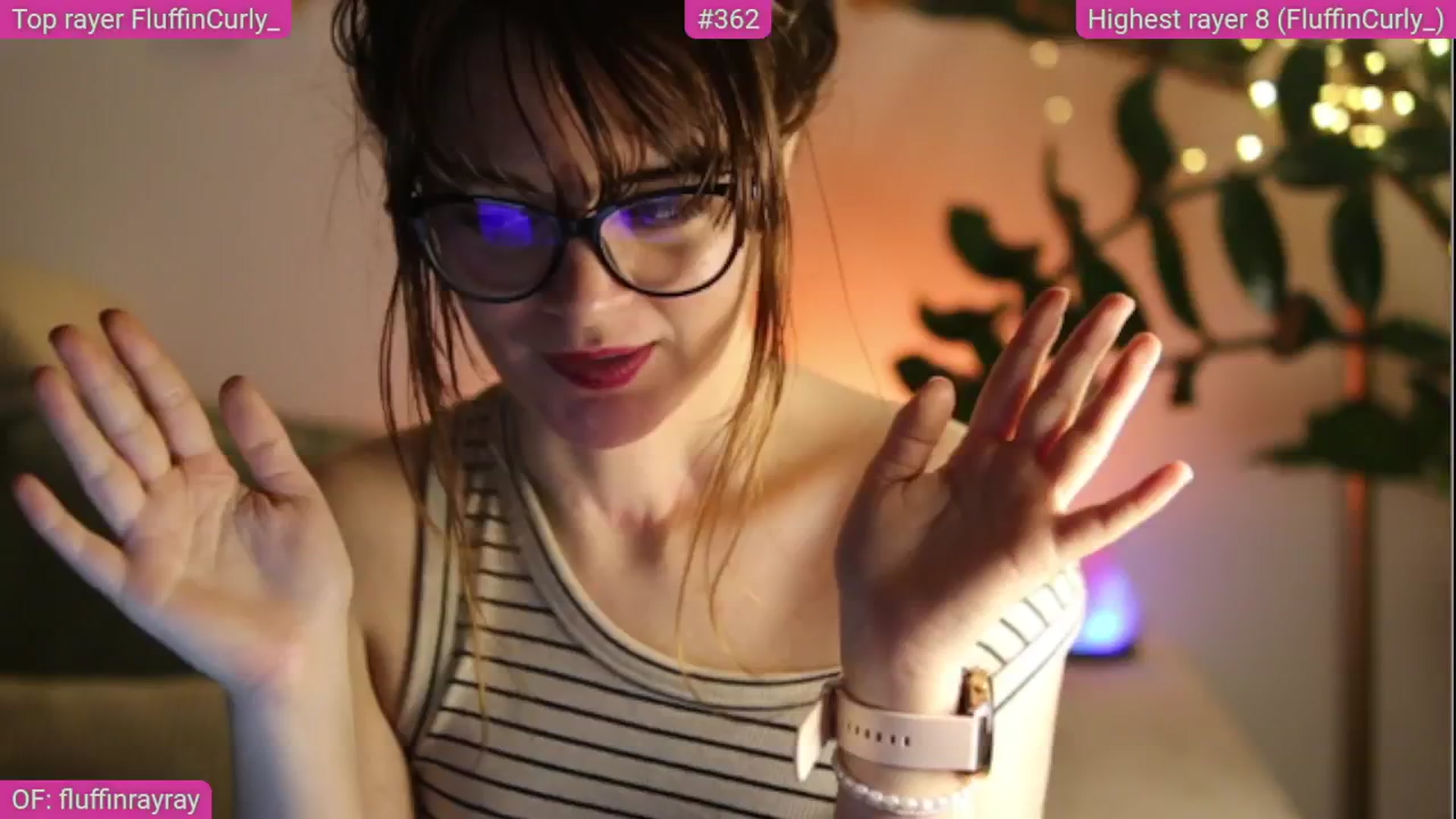 Gallery image thumbnail from FluffinRayRay's myfreecams stream on, 03/21/2025, 23:56 image 14 of 20