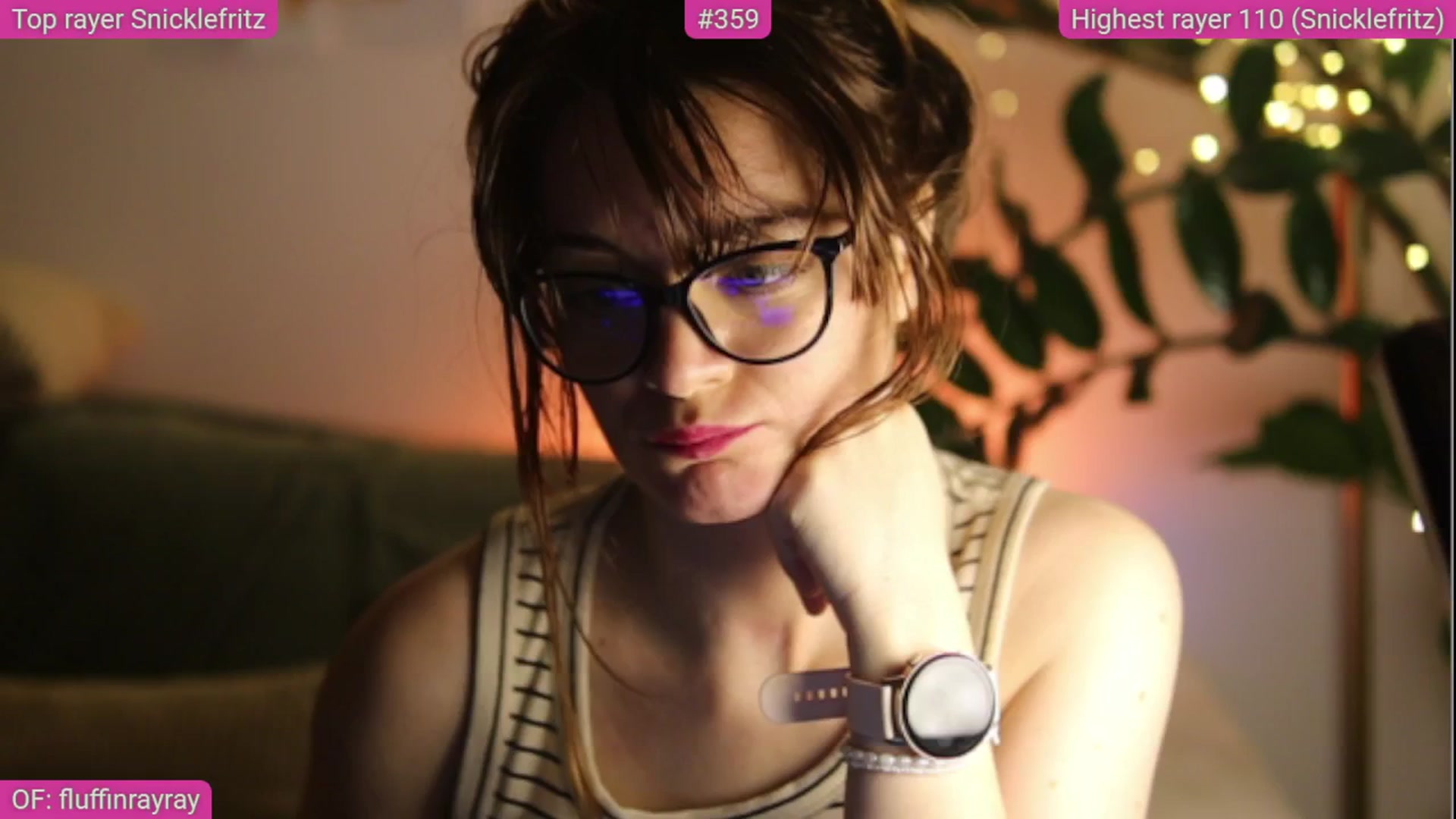 Gallery image thumbnail from FluffinRayRay's myfreecams stream on, 03/22/2025, 03:06 image 4 of 20