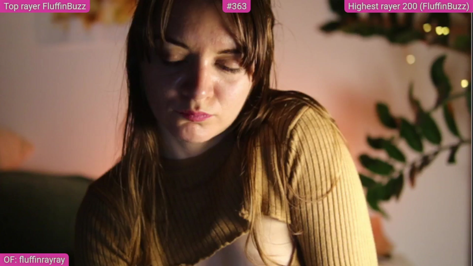 Gallery image thumbnail from FluffinRayRay's myfreecams stream on, 03/26/2025, 03:12 image 6 of 20