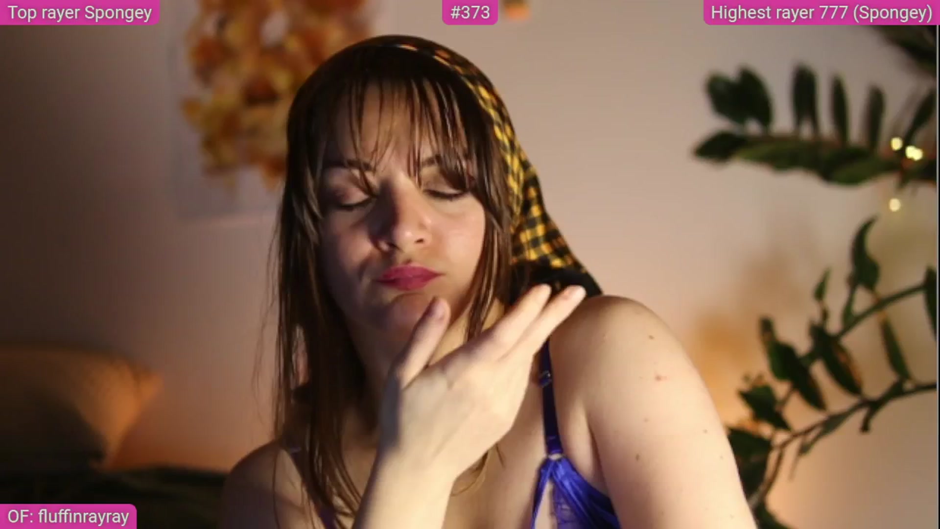 Gallery image thumbnail from FluffinRayRay's myfreecams stream on, 03/28/2025, 02:59 image 8 of 20