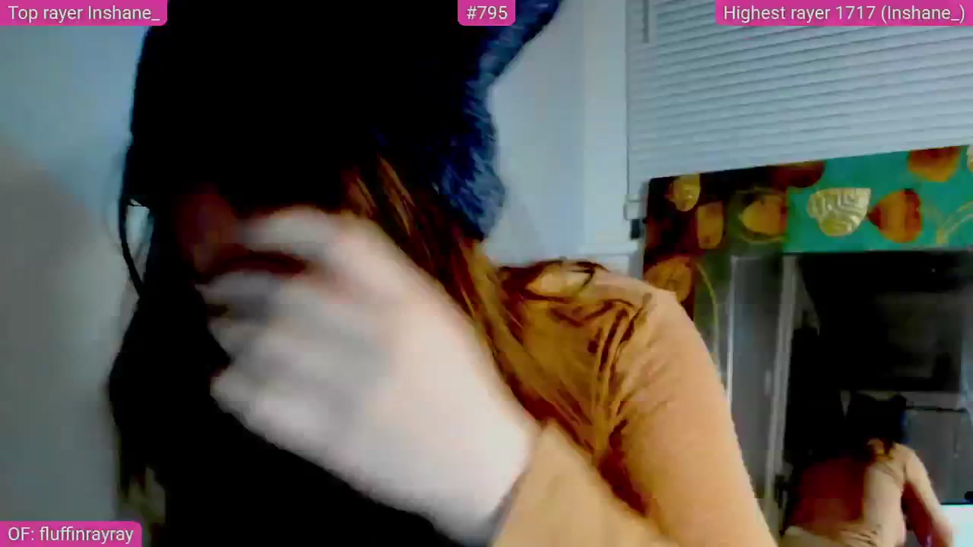 Gallery image thumbnail from FluffinRayRay's myfreecams stream on, 04/06/2025, 01:11 image 13 of 20