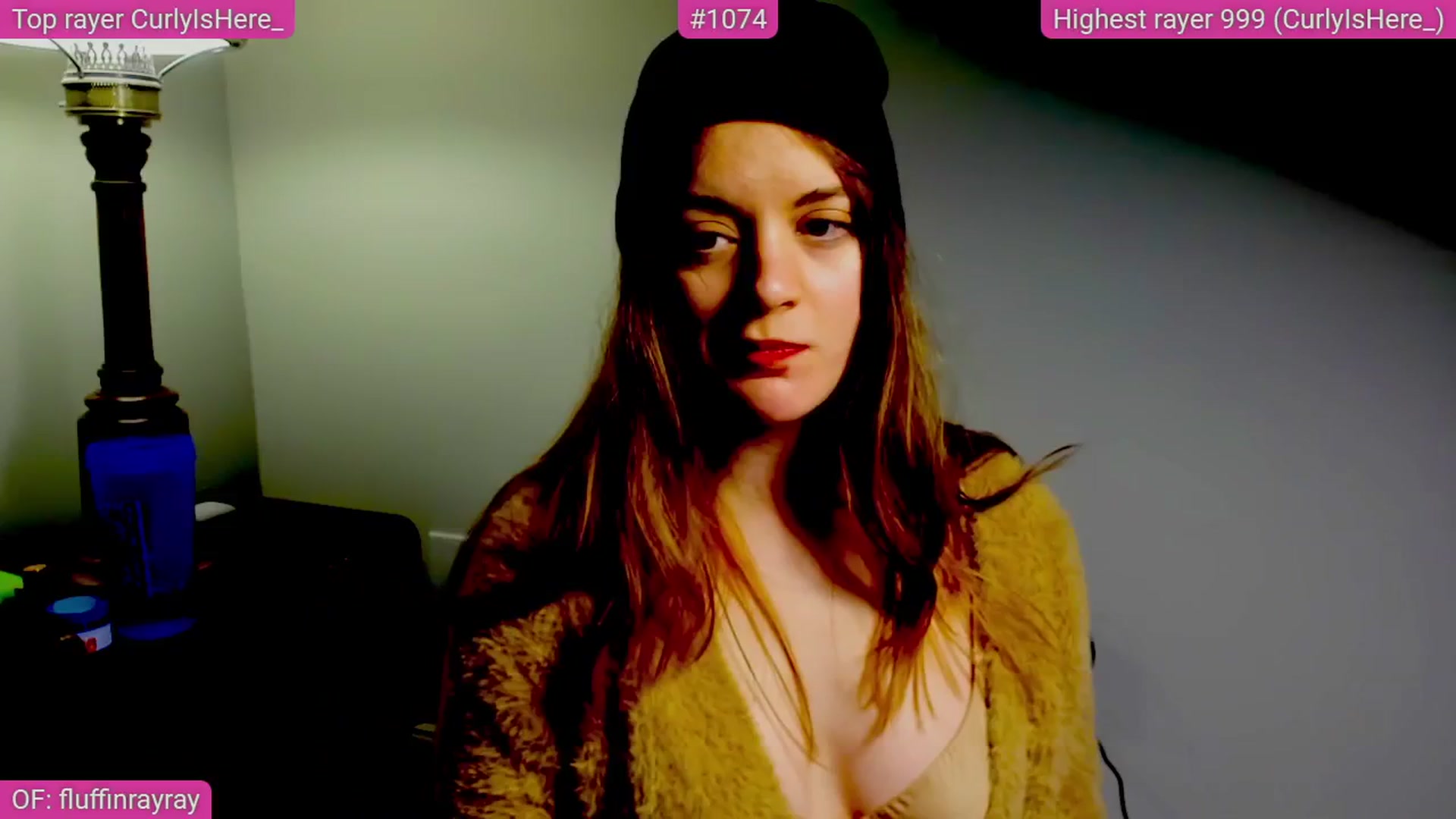 Gallery image thumbnail from FluffinRayRay's myfreecams stream on, 04/17/2025, 24:01 image 7 of 20