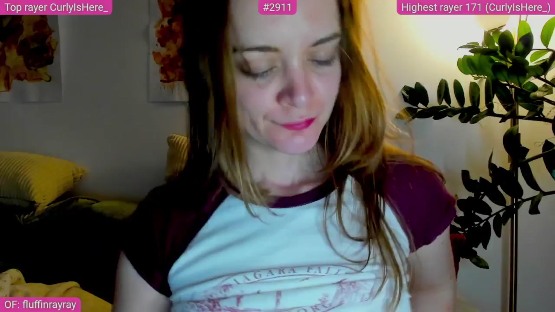 Gallery image thumbnail from FluffinRayRay's myfreecams stream on, 05/15/2025, 24:36 image 8 of 20