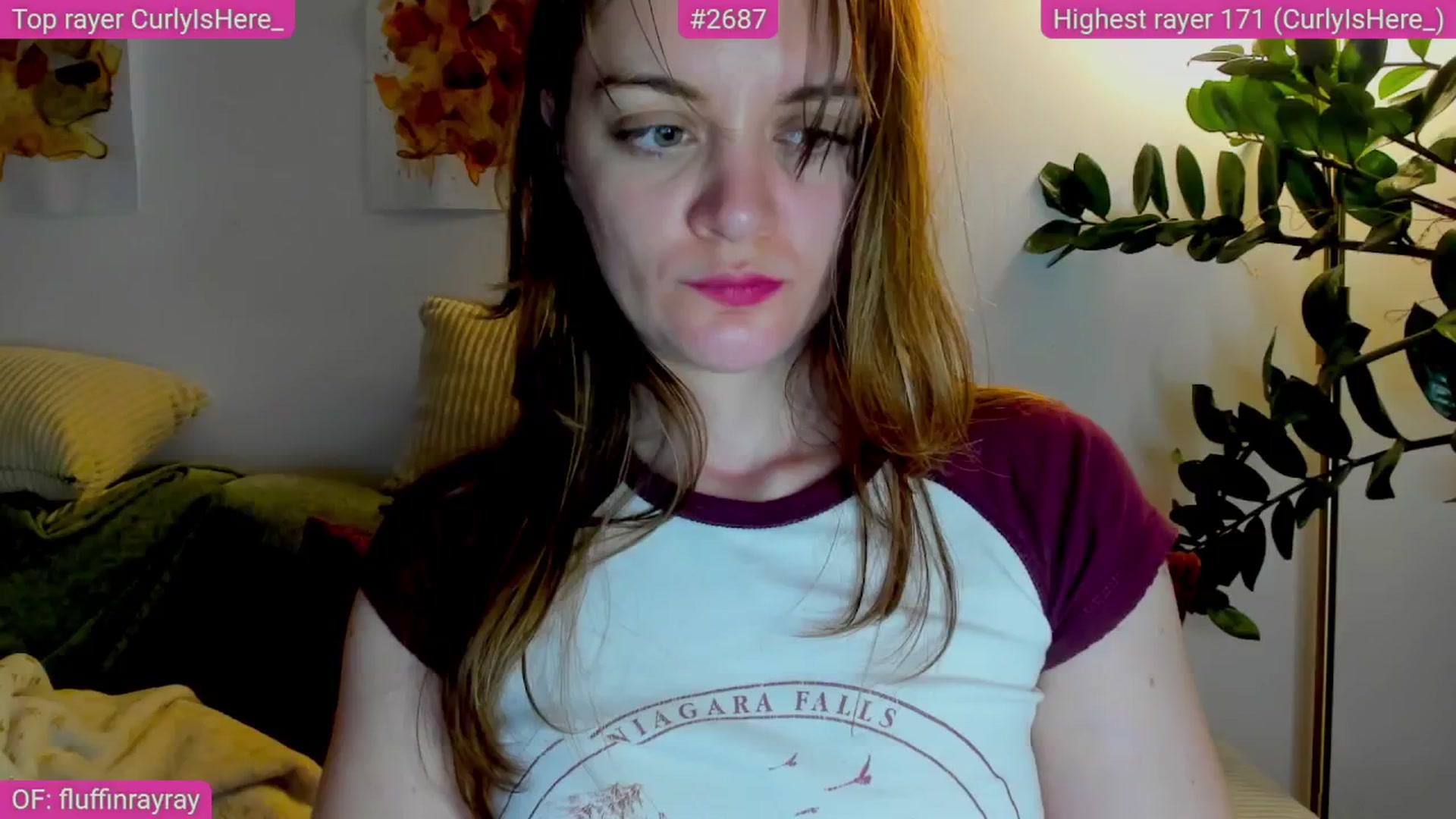 Gallery image thumbnail from FluffinRayRay's myfreecams stream on, 05/15/2025, 24:36 image 18 of 20