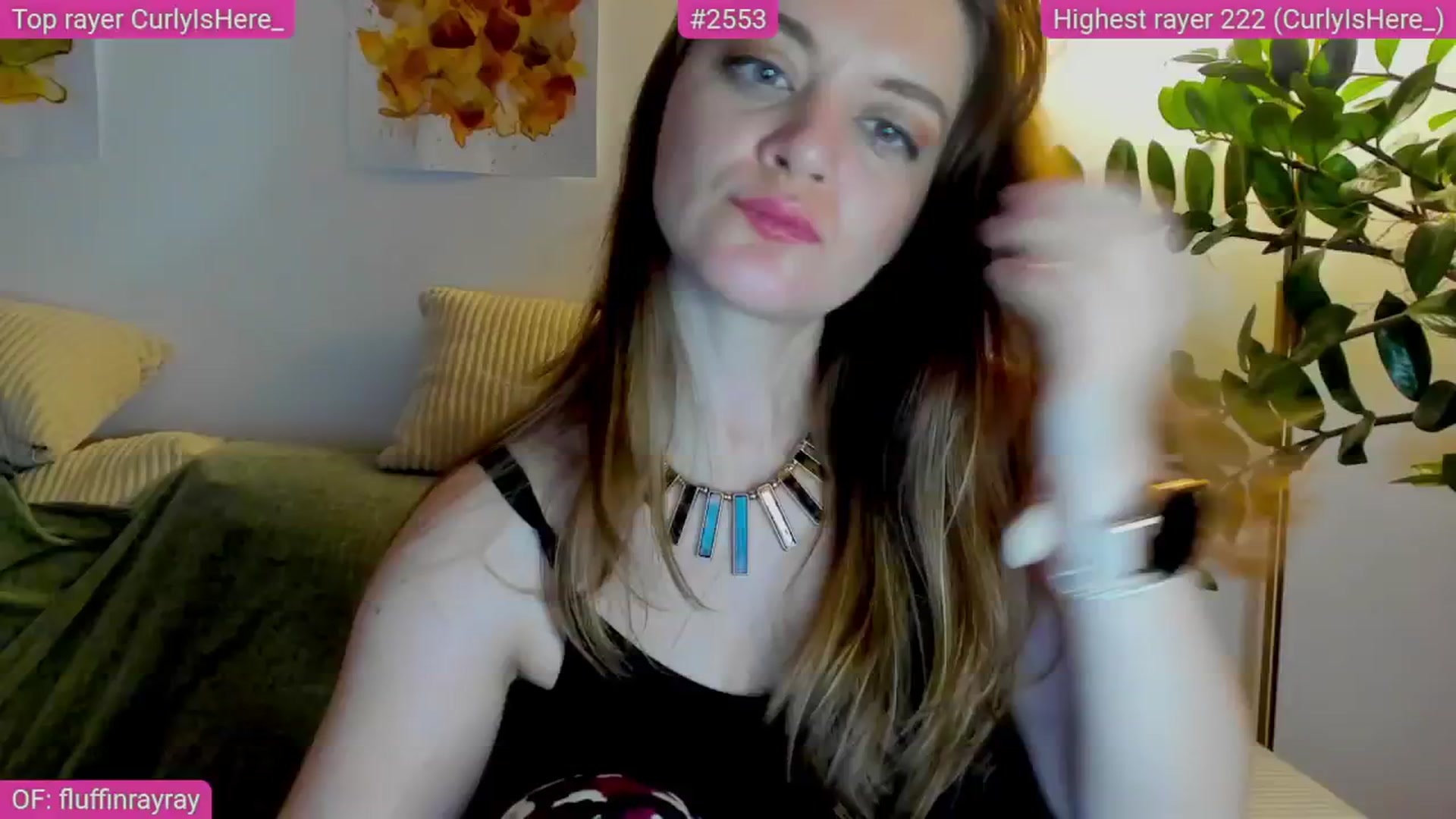 Gallery image thumbnail from FluffinRayRay's myfreecams stream on, 05/17/2025, 24:02 image 14 of 20