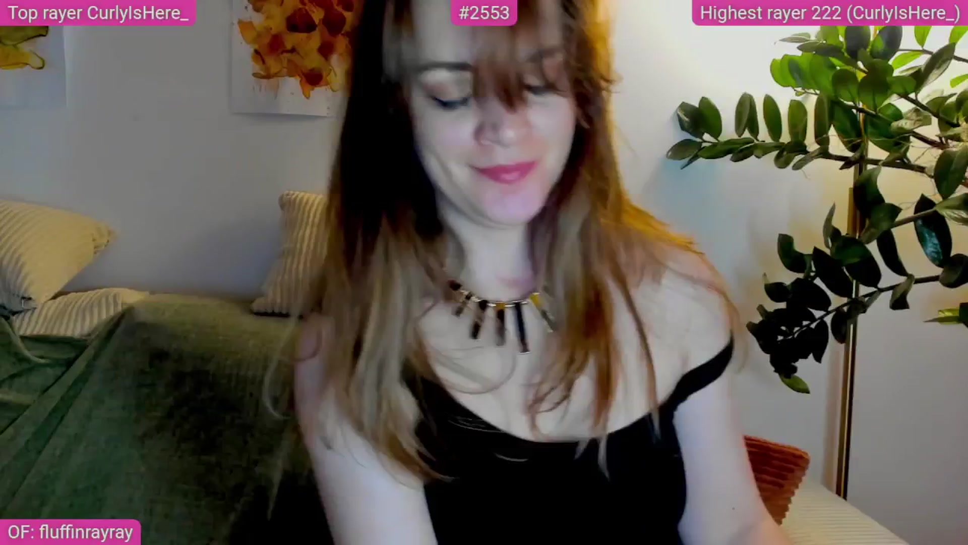 Gallery image thumbnail from FluffinRayRay's myfreecams stream on, 05/17/2025, 24:02 image 16 of 20