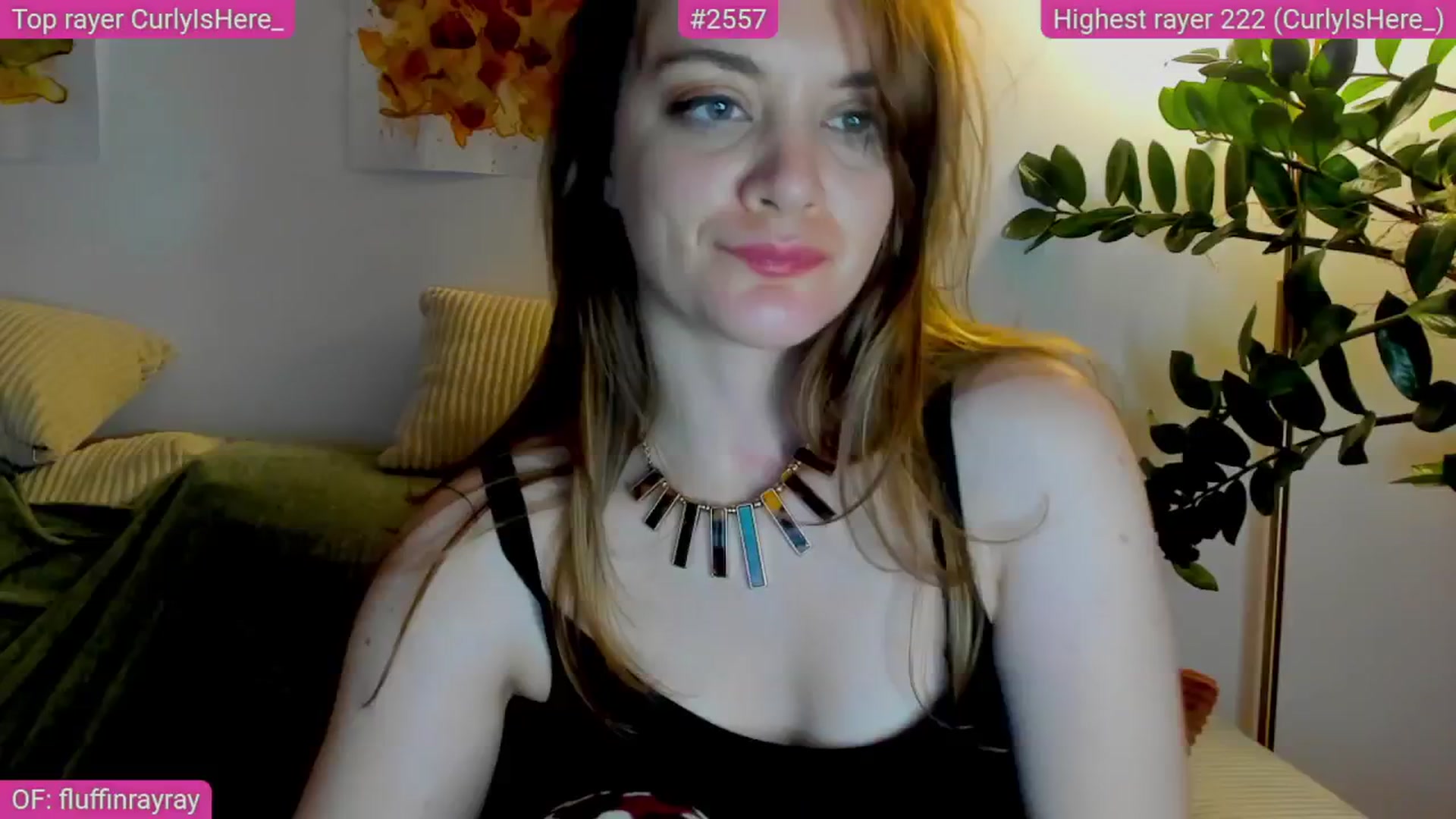 Gallery image thumbnail from FluffinRayRay's myfreecams stream on, 05/17/2025, 24:02 image 10 of 20