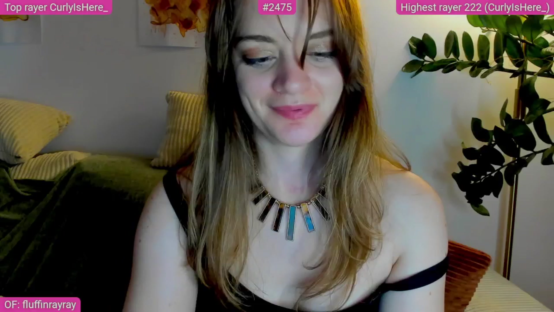 Gallery image thumbnail from FluffinRayRay's myfreecams stream on, 05/17/2025, 01:50 image 19 of 20