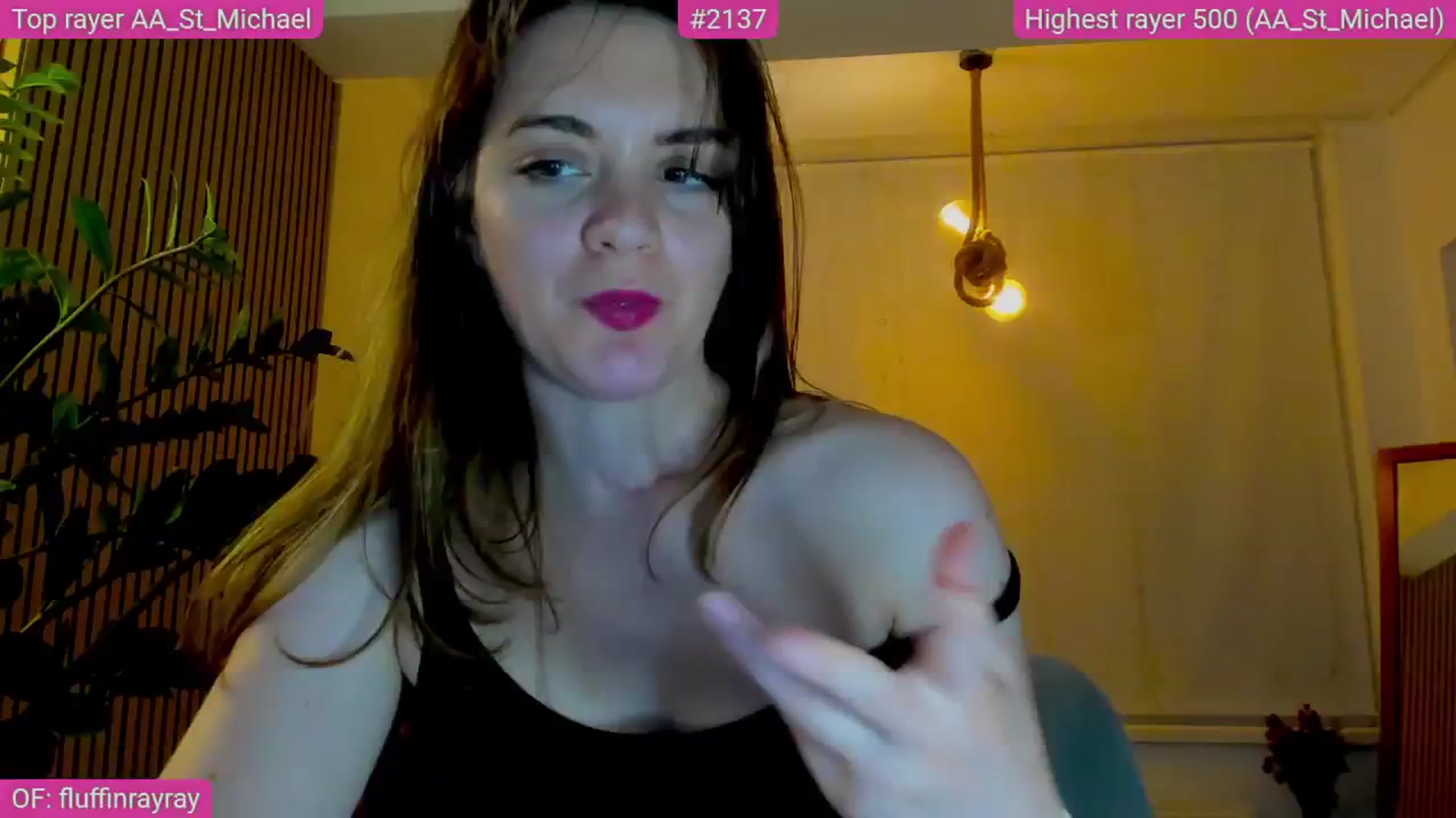 Gallery image thumbnail from FluffinRayRay's myfreecams stream on, 05/19/2025, 24:09 image 19 of 20