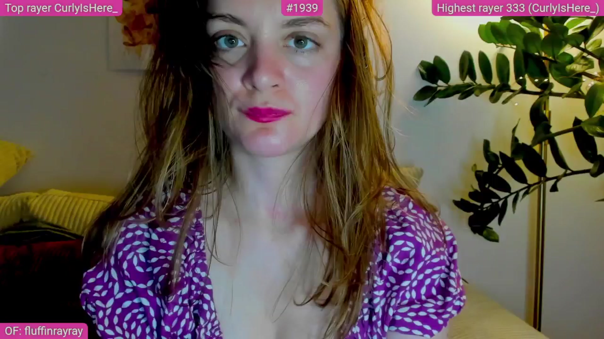 Gallery image thumbnail from FluffinRayRay's myfreecams stream on, 05/22/2025, 01:49 image 17 of 20