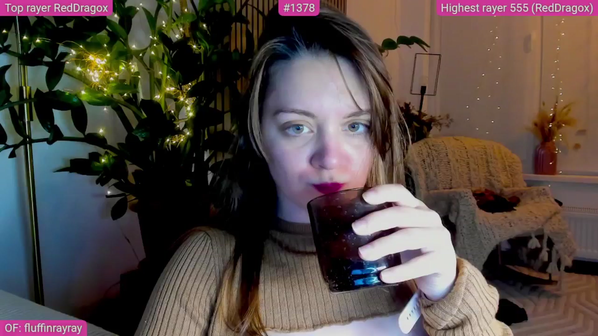 Gallery image thumbnail from FluffinRayRay's myfreecams stream on, 05/25/2025, 01:14 image 18 of 20