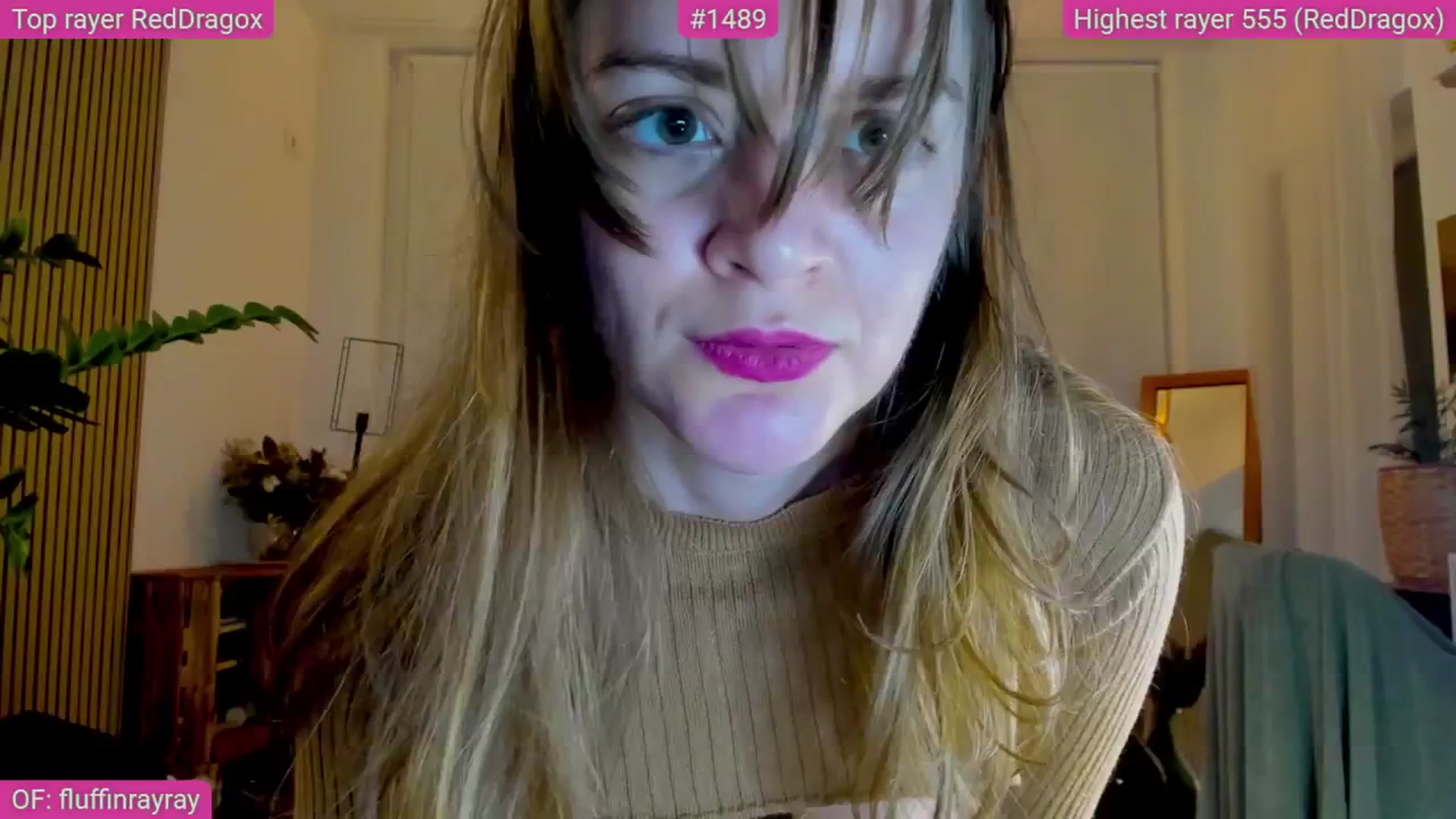 Gallery image thumbnail from FluffinRayRay's myfreecams stream on, 05/25/2025, 01:14 image 8 of 20