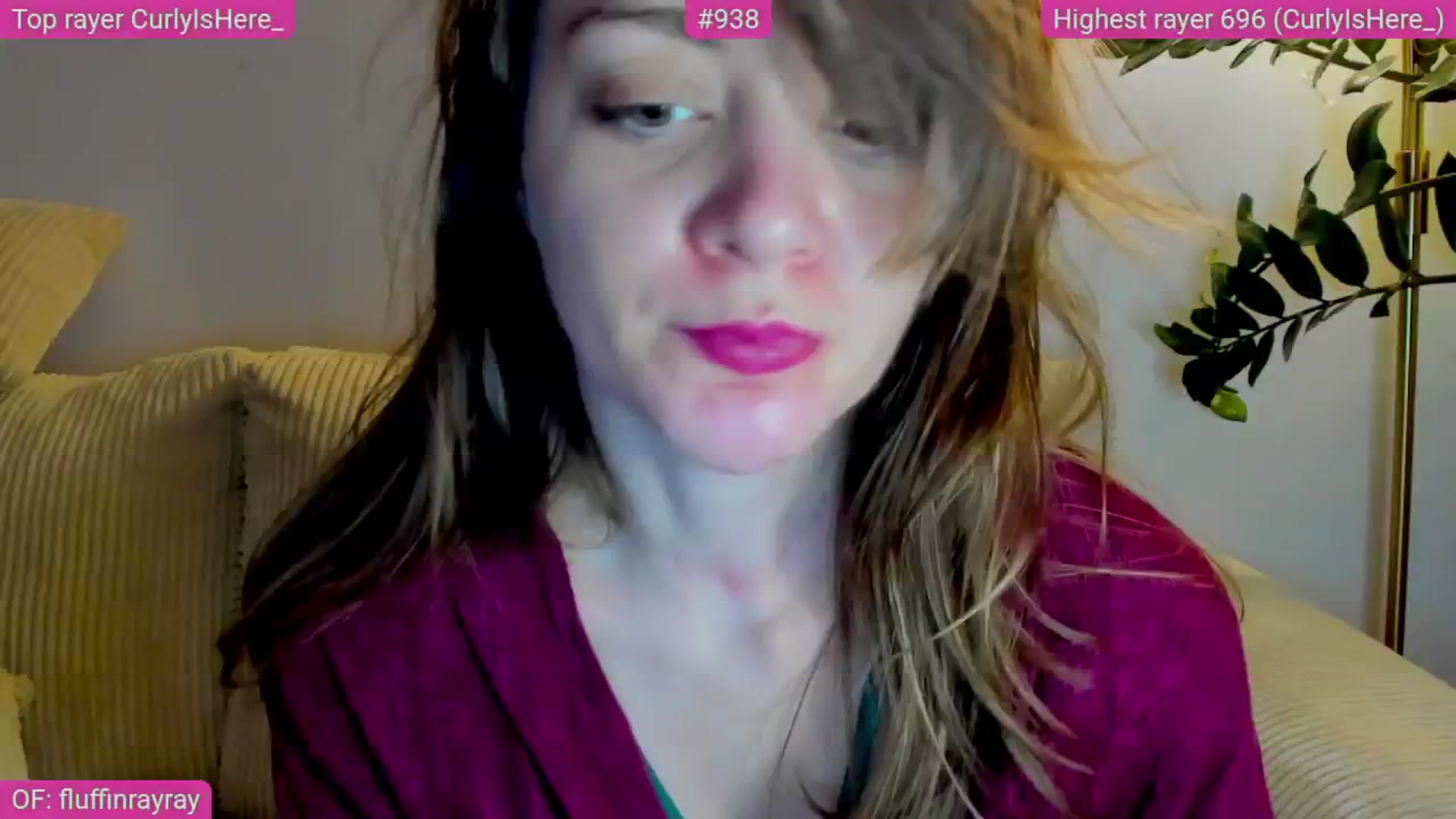Gallery image thumbnail from FluffinRayRay's myfreecams stream on, 05/29/2025, 24:03 image 9 of 20
