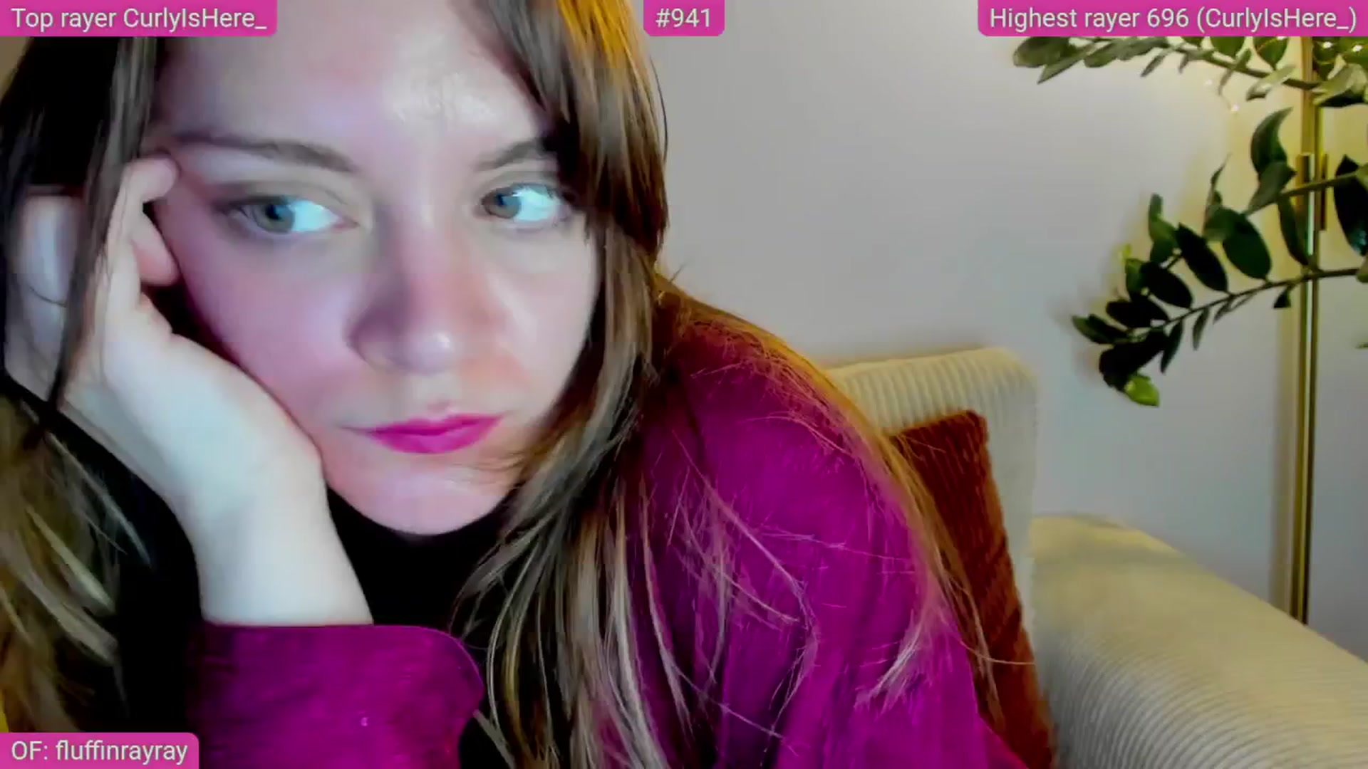 Gallery image thumbnail from FluffinRayRay's myfreecams stream on, 05/29/2025, 24:03 image 6 of 20