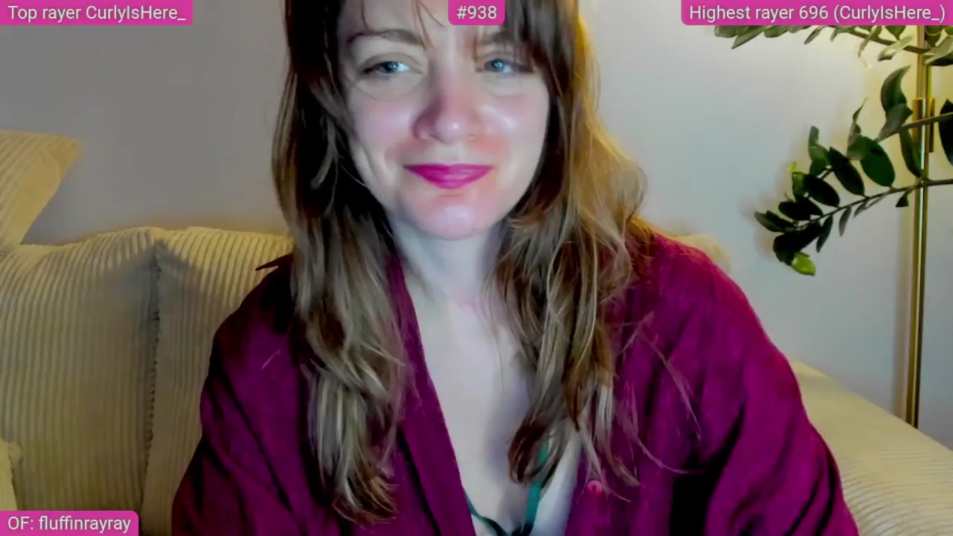 Gallery image thumbnail from FluffinRayRay's myfreecams stream on, 05/29/2025, 24:03 image 8 of 20