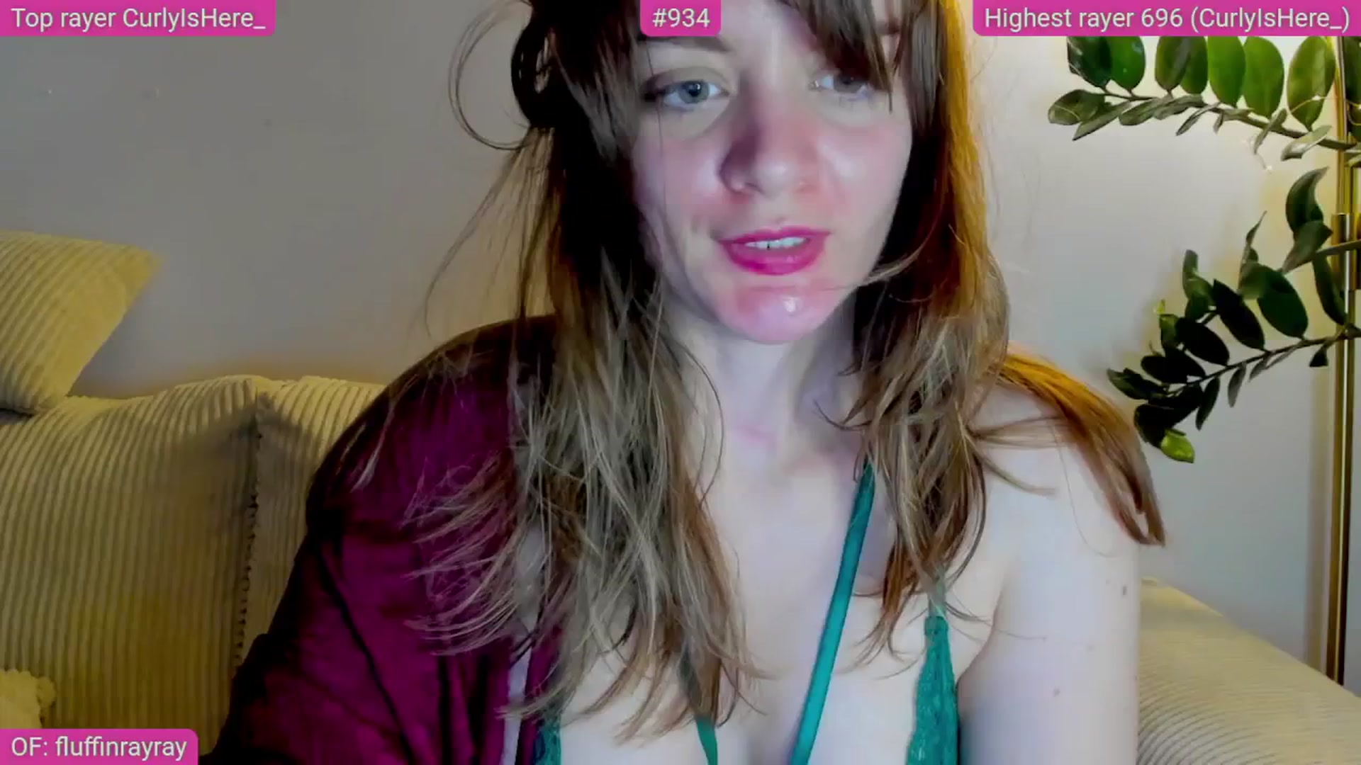 Gallery image thumbnail from FluffinRayRay's myfreecams stream on, 05/29/2025, 01:32 image 19 of 20