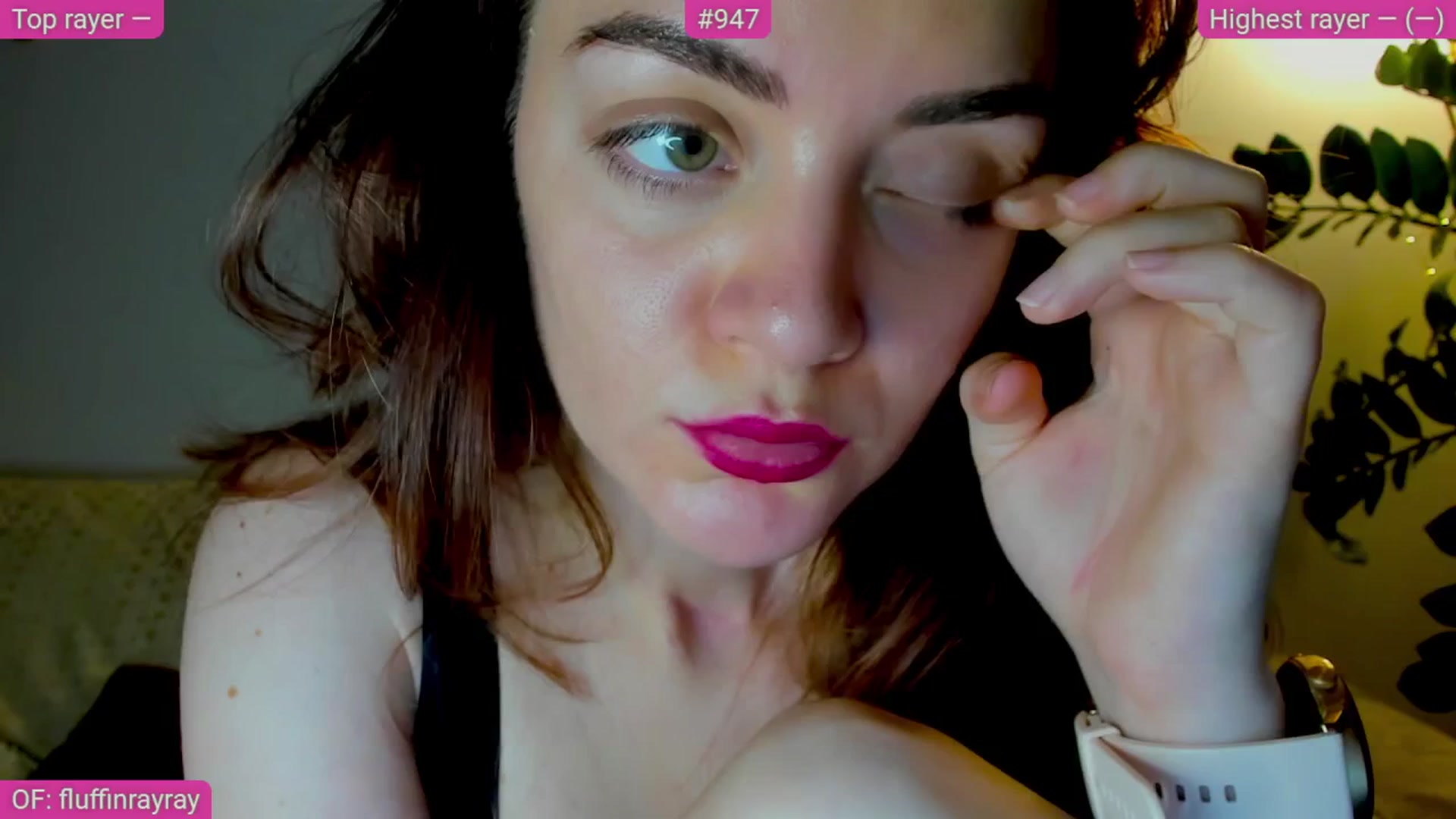 Gallery image thumbnail from FluffinRayRay's myfreecams stream on, 06/11/2025, 24:01 image 1 of 20