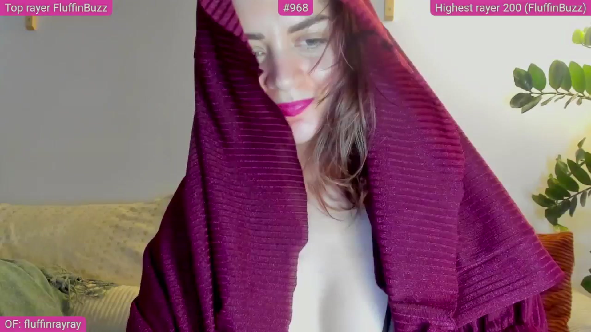 Gallery image thumbnail from FluffinRayRay's myfreecams stream on, 06/13/2025, 24:01 image 10 of 20