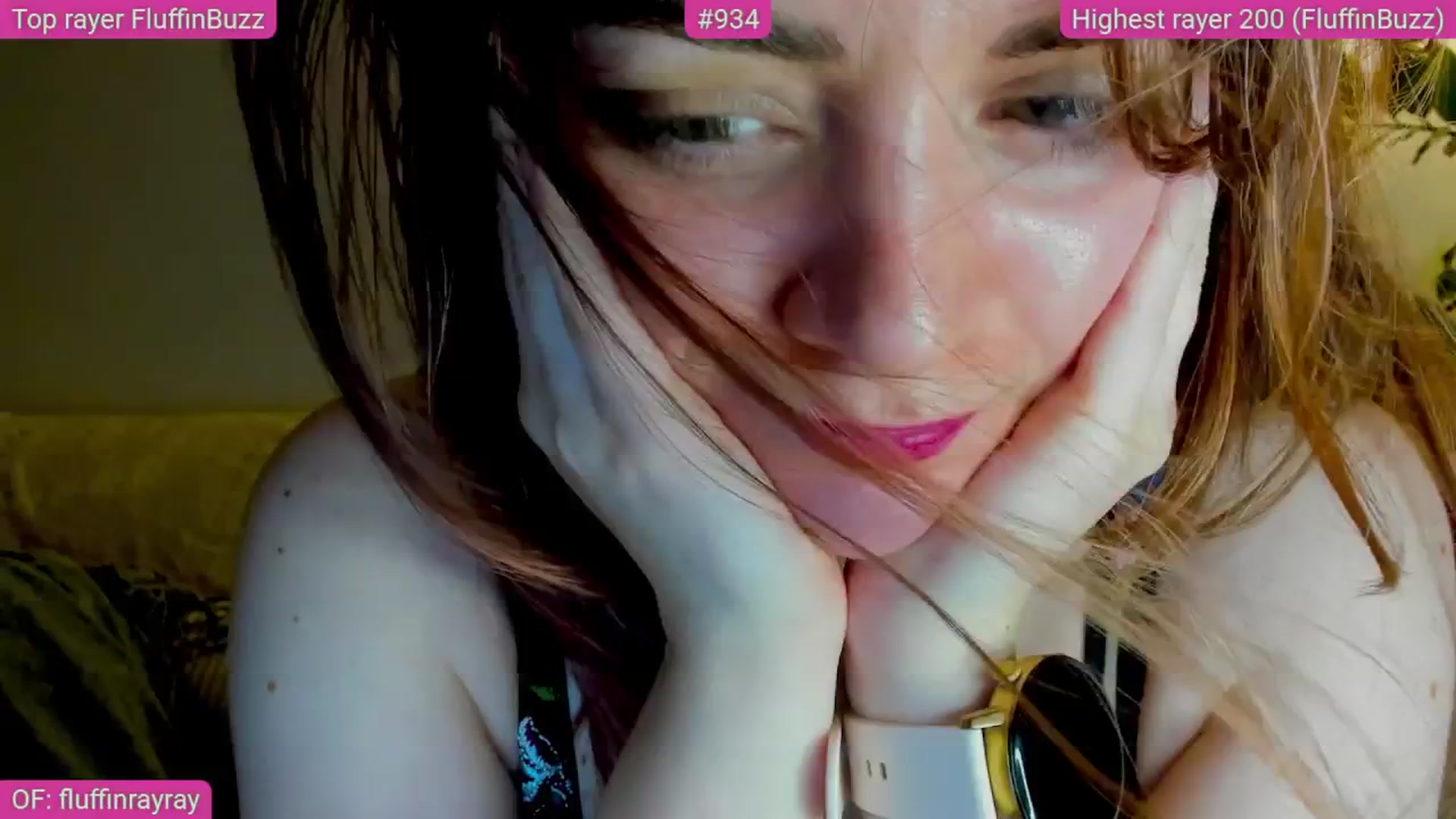 Gallery image thumbnail from FluffinRayRay's myfreecams stream on, 06/13/2025, 02:16 image 1 of 20