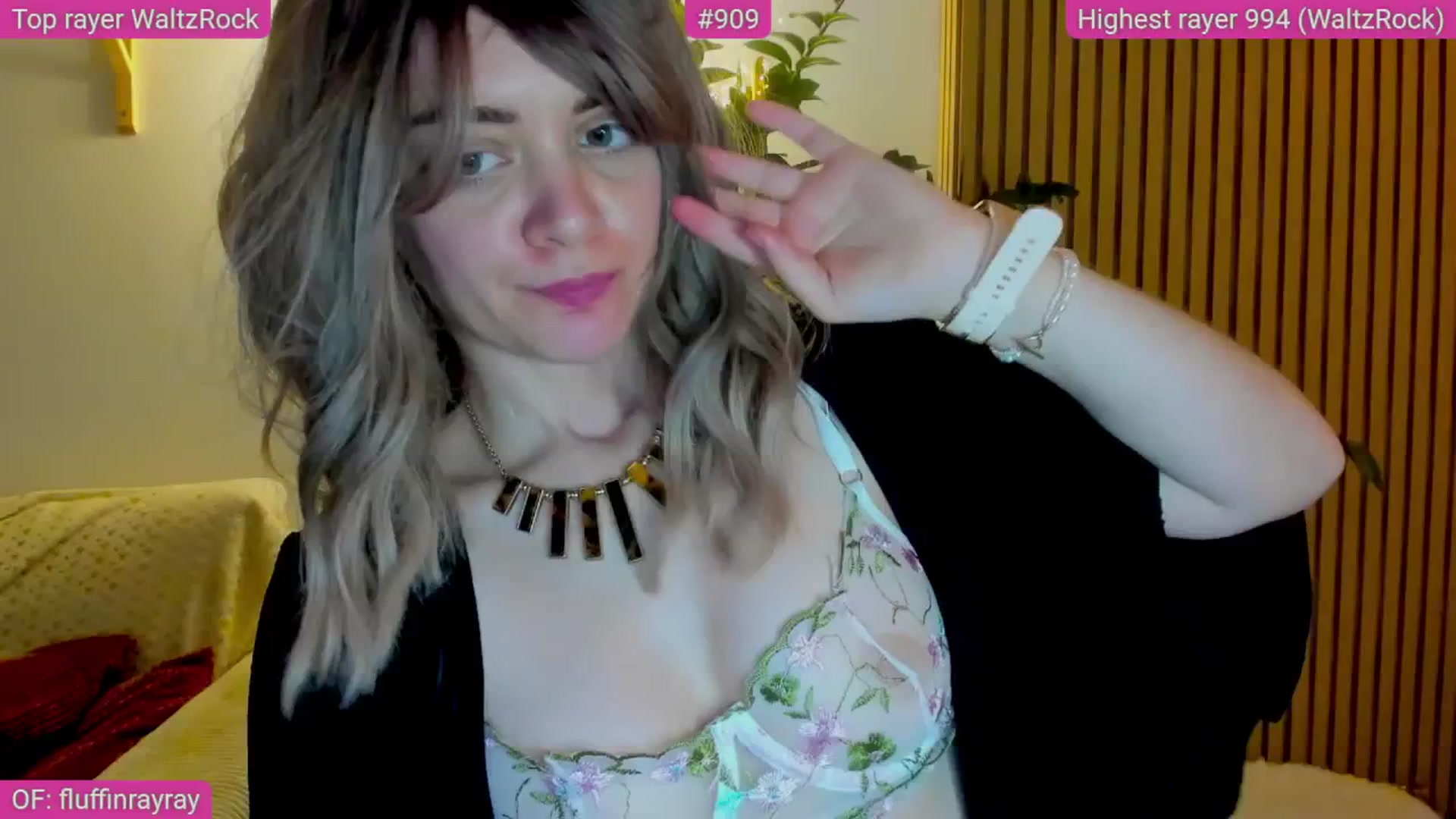 Gallery image thumbnail from FluffinRayRay's myfreecams stream on, 06/15/2025, 01:59 image 20 of 20
