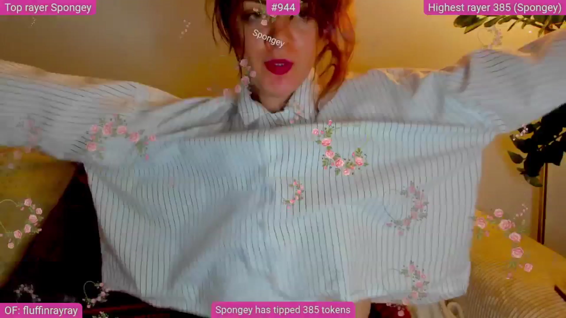 Gallery image thumbnail from FluffinRayRay's myfreecams stream on, 06/16/2025, 24:36 image 6 of 20