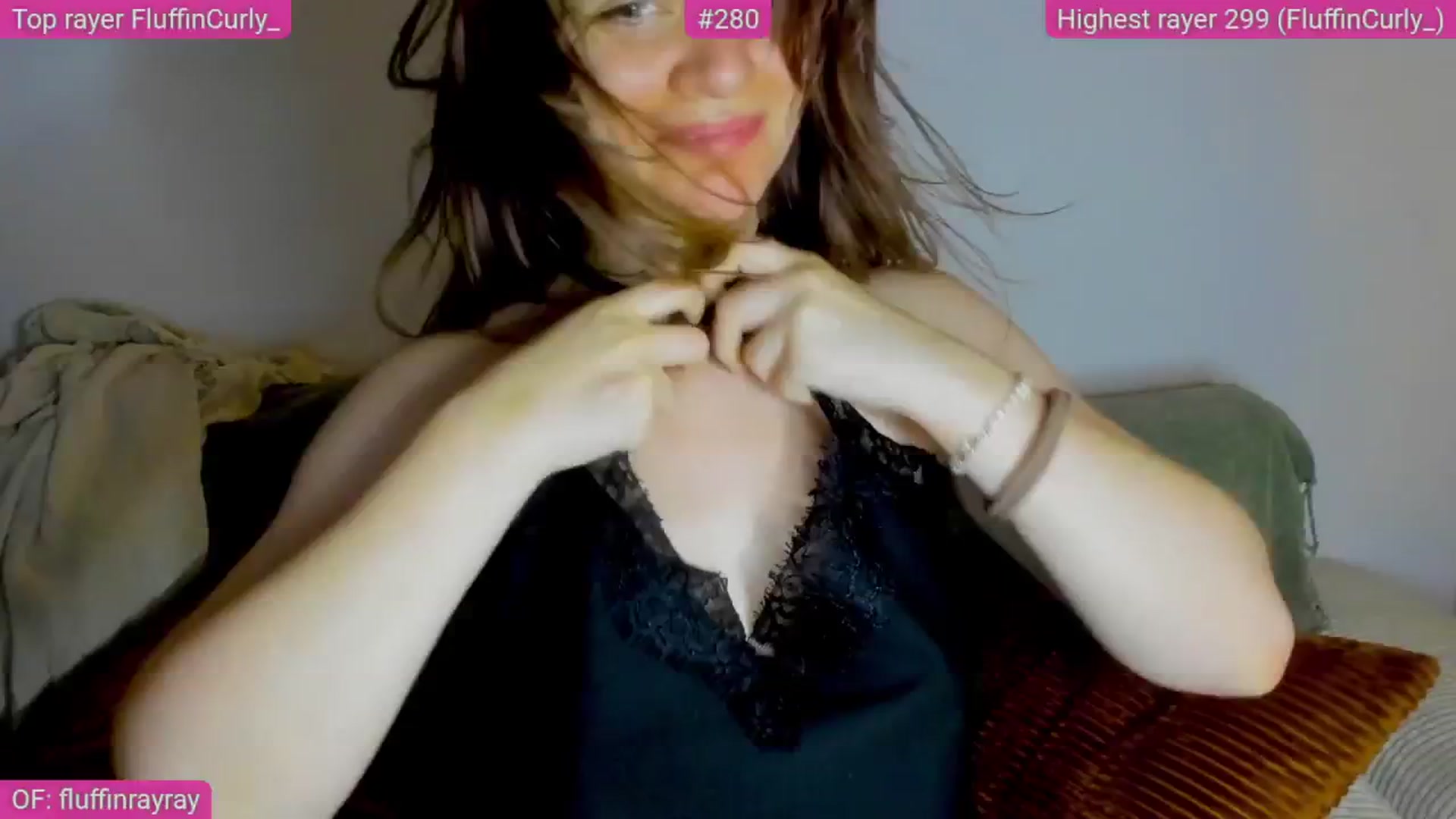 Gallery image thumbnail from FluffinRayRay's myfreecams stream on, 07/17/2025, 01:49 image 9 of 20