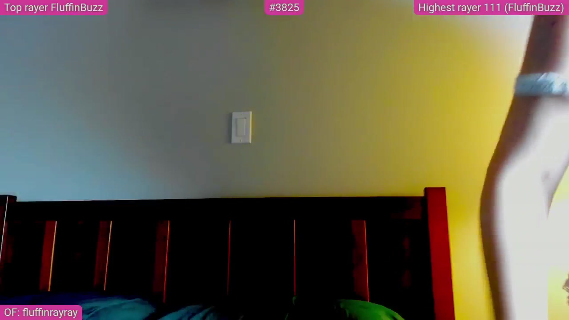 Gallery image thumbnail from FluffinRayRay's myfreecams stream on, 09/04/2025, 24:02 image 18 of 20
