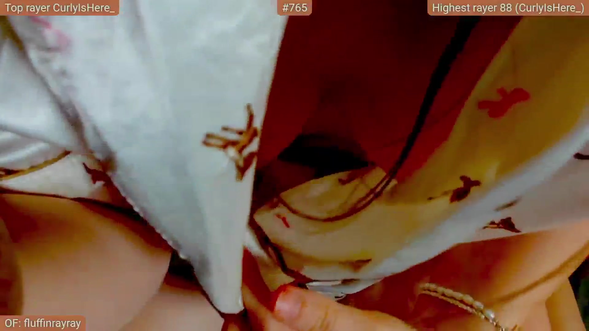 Gallery image thumbnail from FluffinRayRay's myfreecams stream on, 09/30/2025, 24:06 image 14 of 20