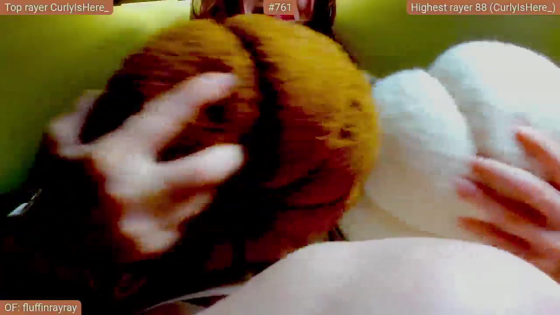 Gallery image thumbnail from FluffinRayRay's myfreecams stream on, 09/30/2025, 24:06 image 19 of 20