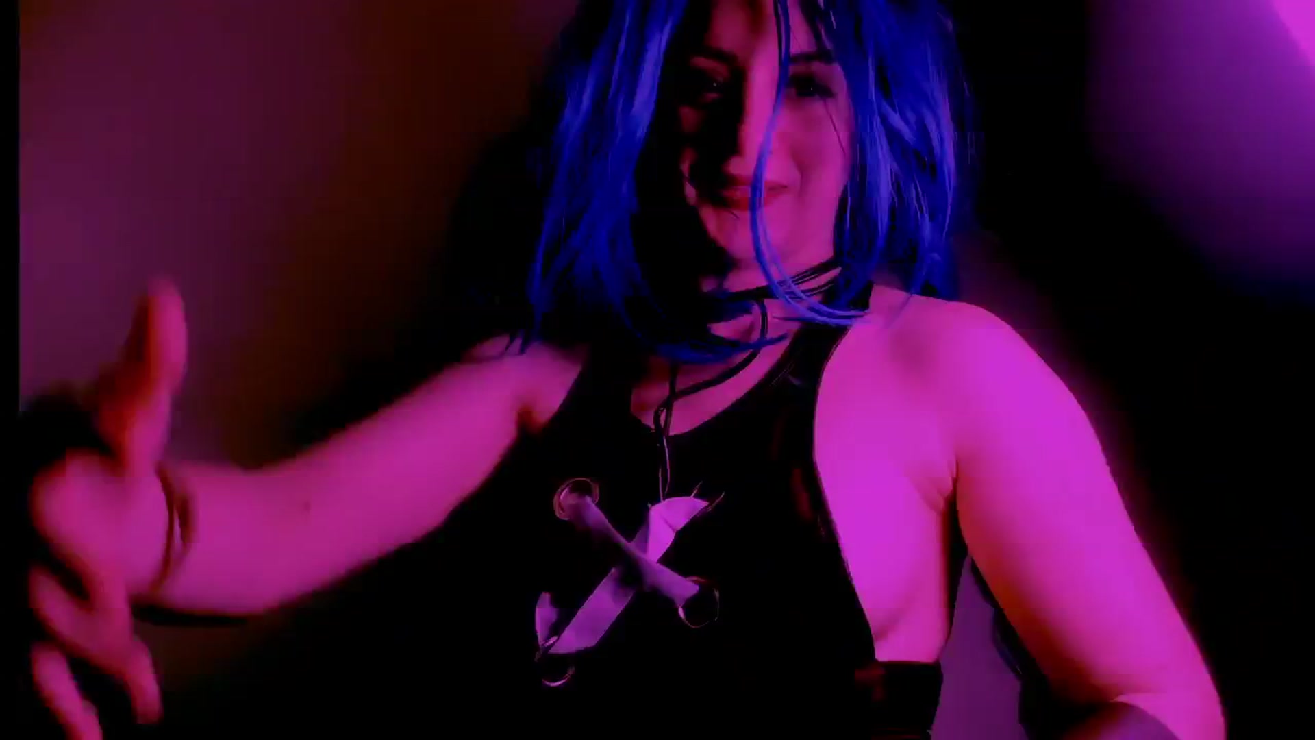 Gallery image thumbnail from FluffinRayRay's myfreecams stream on, 10/30/2025, 01:49 image 5 of 20
