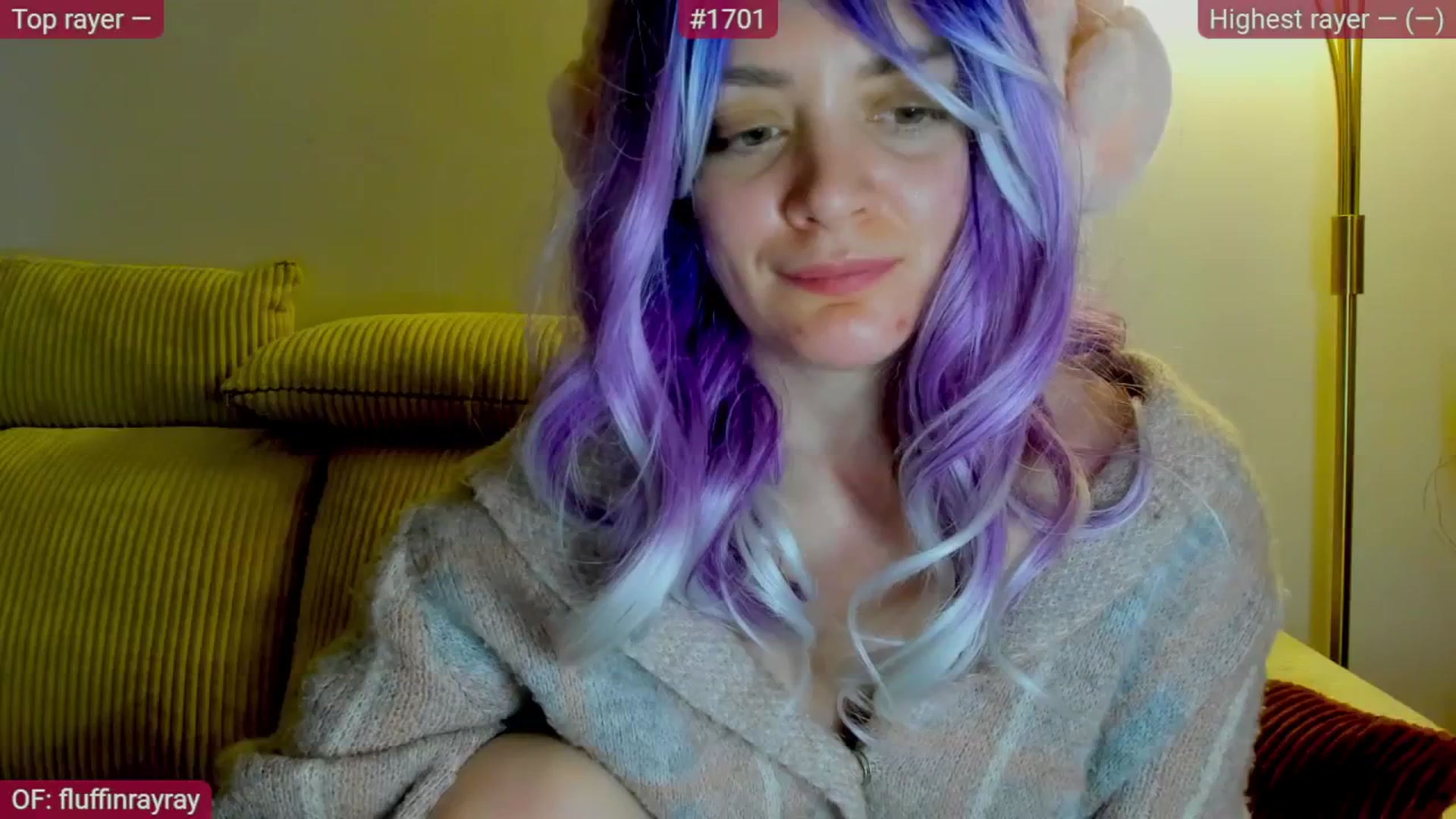 Gallery image thumbnail from FluffinRayRay's myfreecams stream on, 12/17/2025, 24:36 image 17 of 20