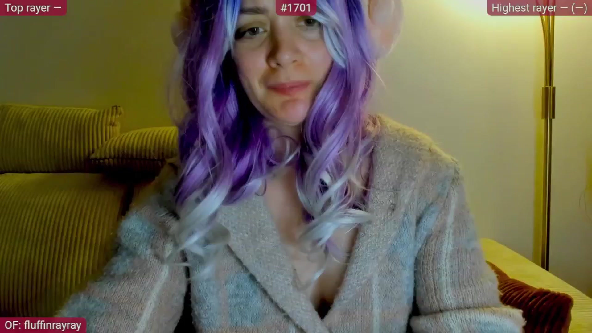 Gallery image thumbnail from FluffinRayRay's myfreecams stream on, 12/17/2025, 24:36 image 6 of 20